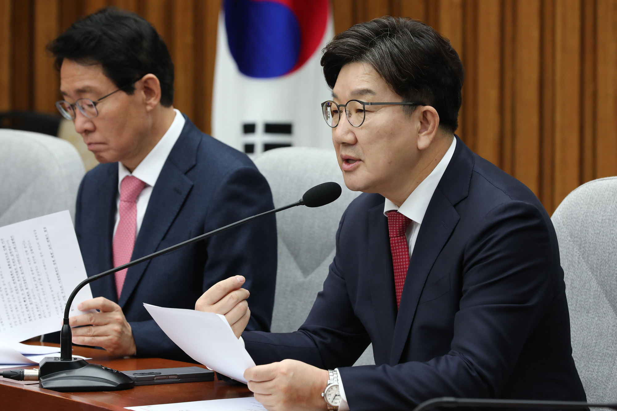 정치;국회;국민의힘 원내대책회의;권성동