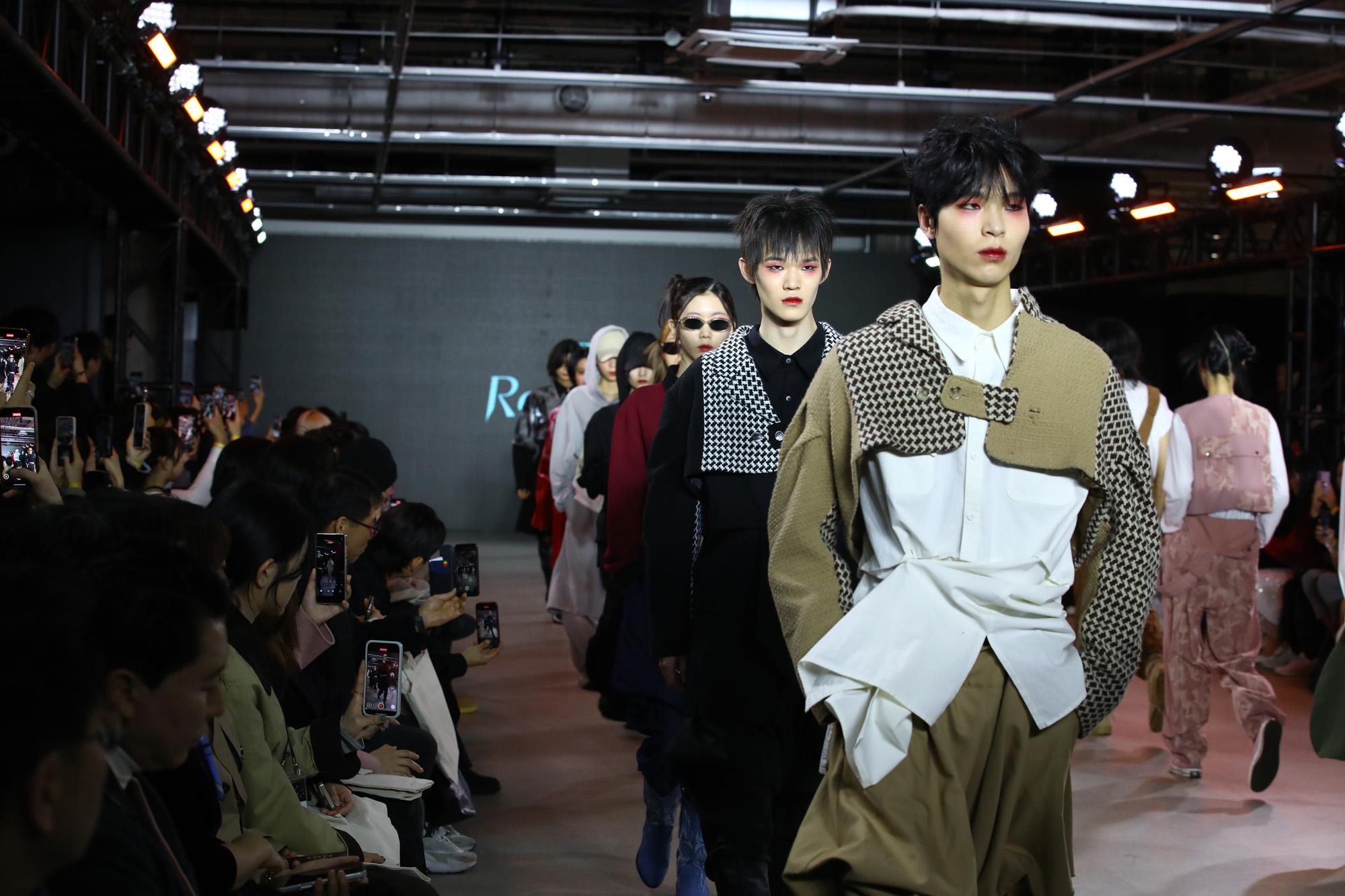 FW 패션코드 패션쇼