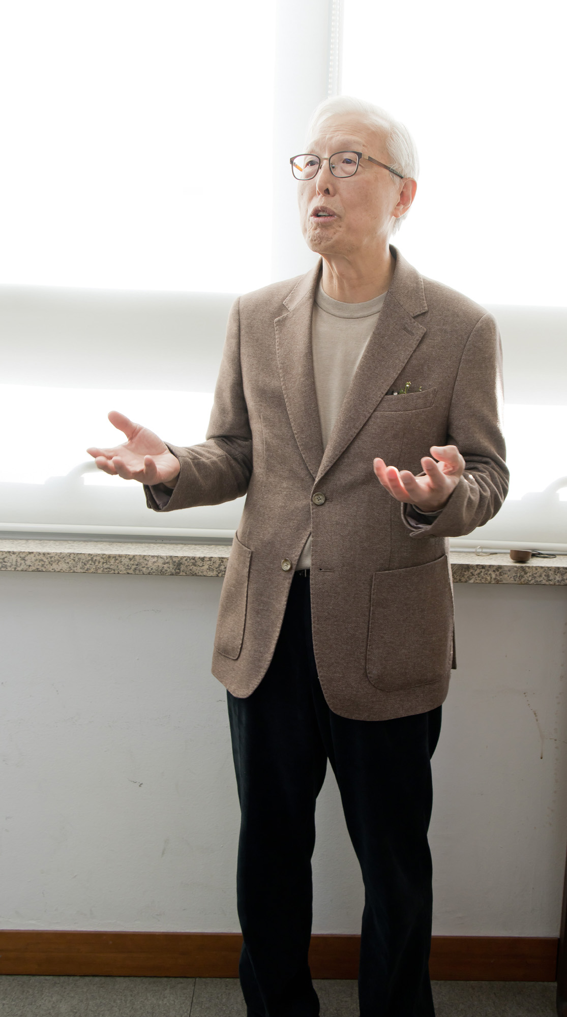 정치;외교;인물;인터뷰;민감국가