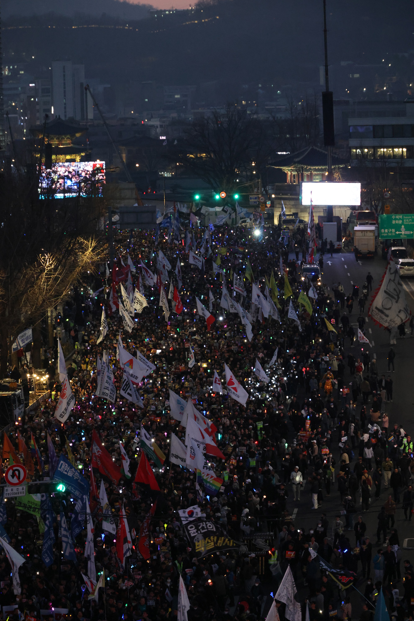 정치;윤석열퇴진;범시민대행진;윤석열탄핵찬성집회;윤석열거리행진