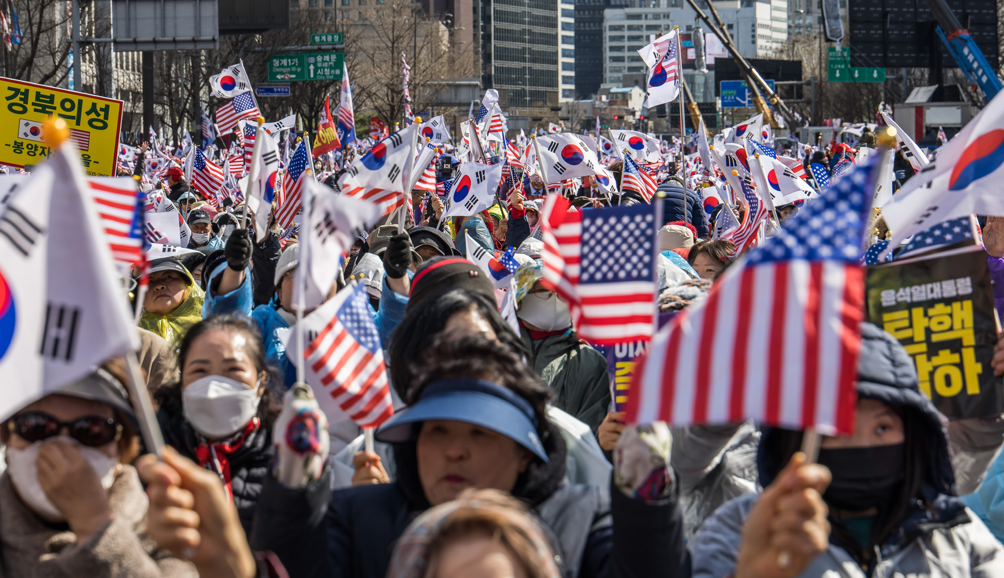 사회;집회;시위;윤석열탄핵반대집회;자유통일당;대한민국바로세우기운동본부;극우단체;사기탄핵반대집회;광화문국민대회