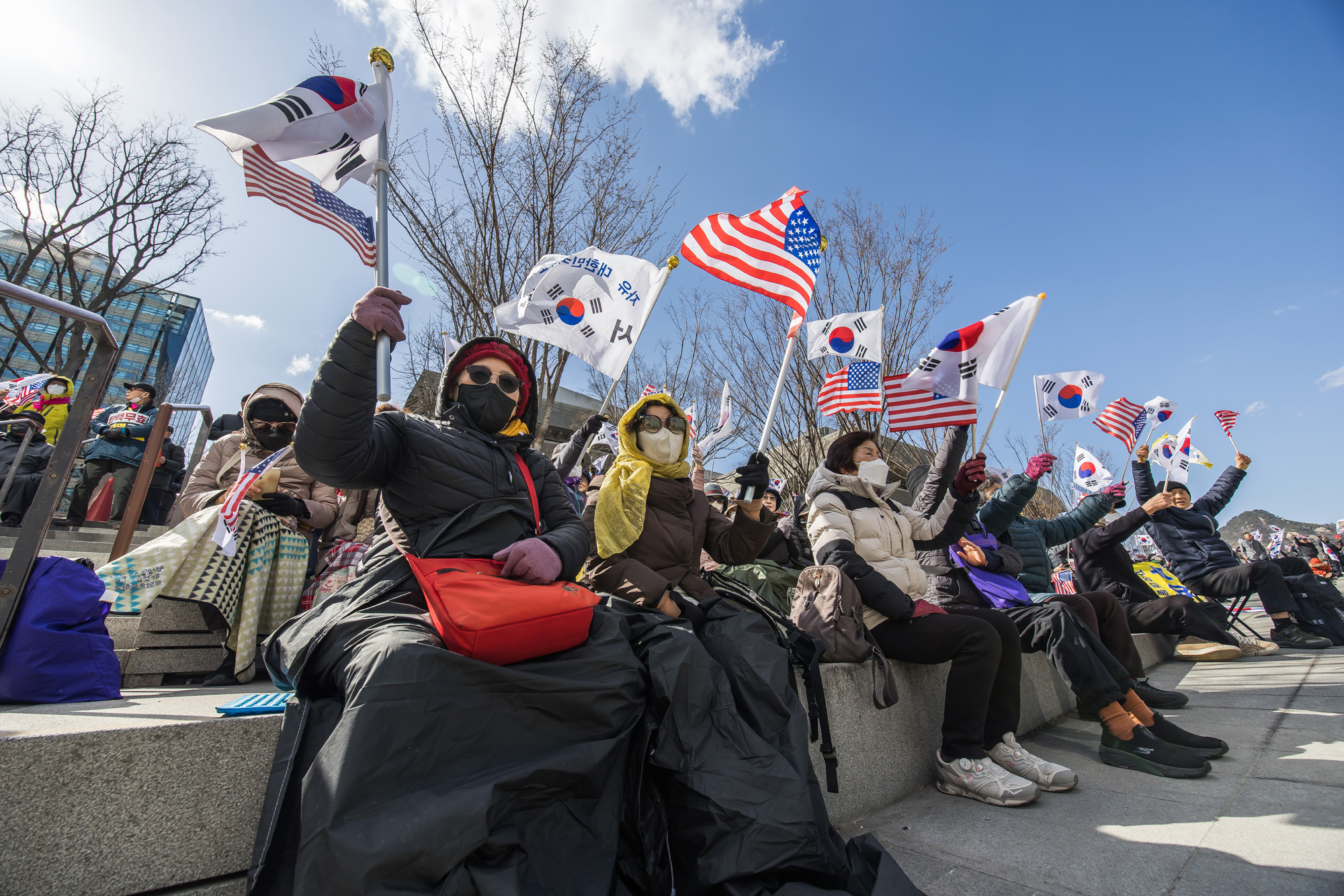 사회;집회;시위;윤석열탄핵반대집회;자유통일당;대한민국바로세우기운동본부;극우단체;사기탄핵반대집회;광화문국민대회