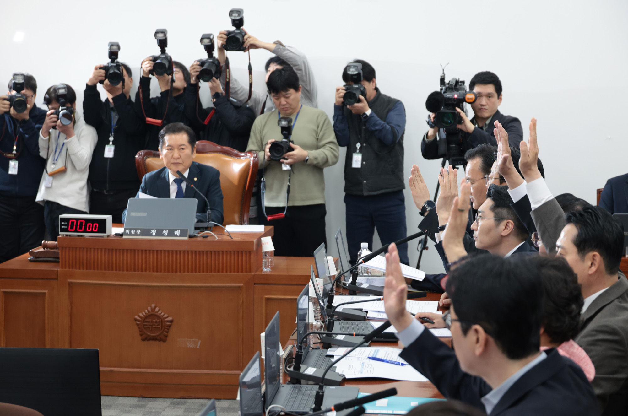 정치;국회;법제사법위원회;헌법재판소법개정안;정청래