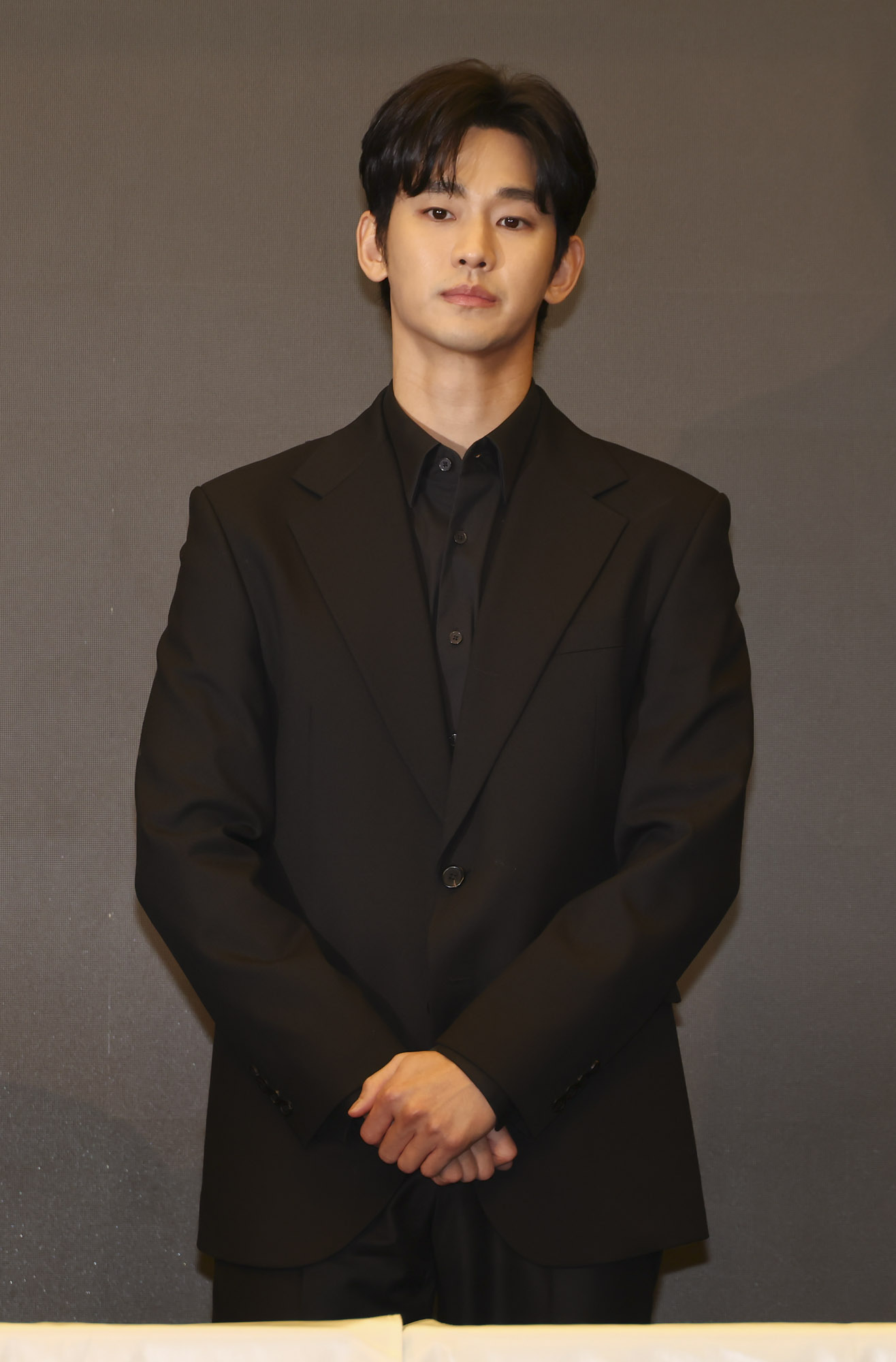 김수현;김수현김새론;김수현기자회견;김수현눈물;김수현가로세로;김수현가연세