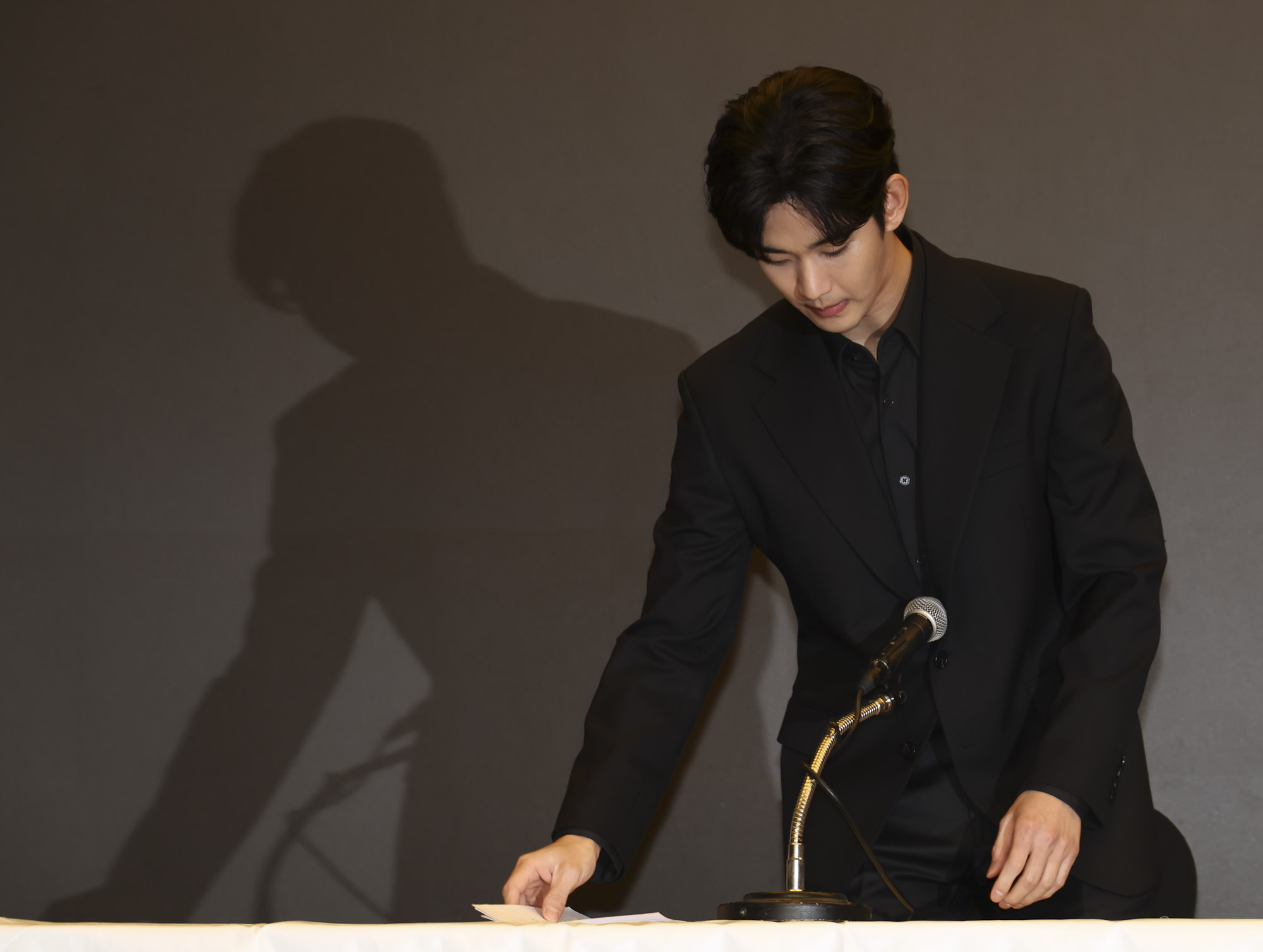 김수현;김수현김새론;김수현기자회견;김수현눈물;김수현가로세로;김수현가연세