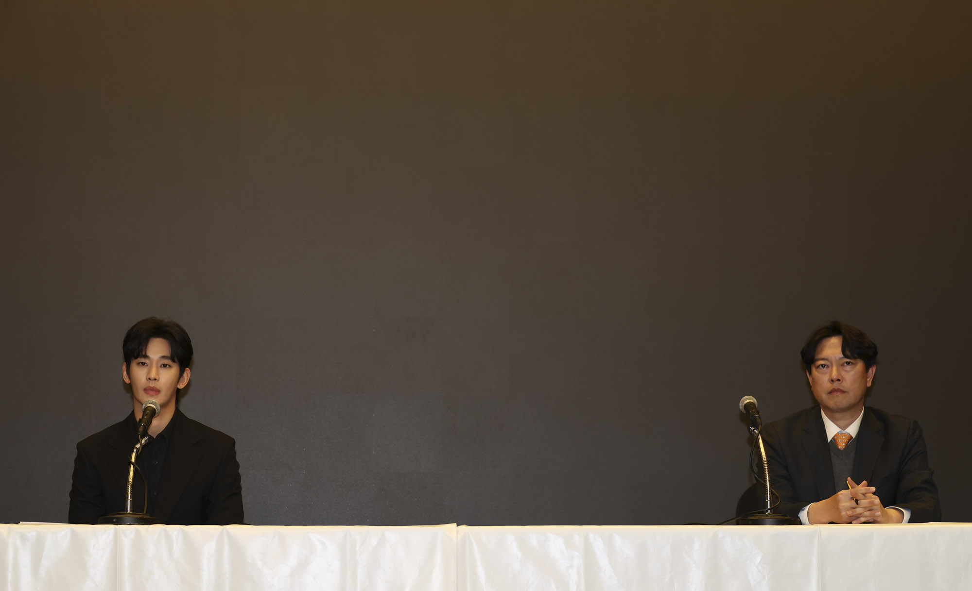 김수현;김수현김새론;김수현기자회견;김수현눈물;김수현가로세로;김수현가연세