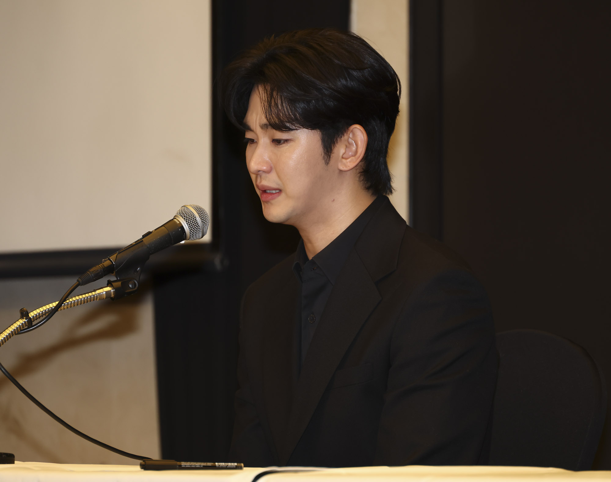 김수현;김수현김새론;김수현기자회견;김수현눈물;김수현가로세로;김수현가연세
