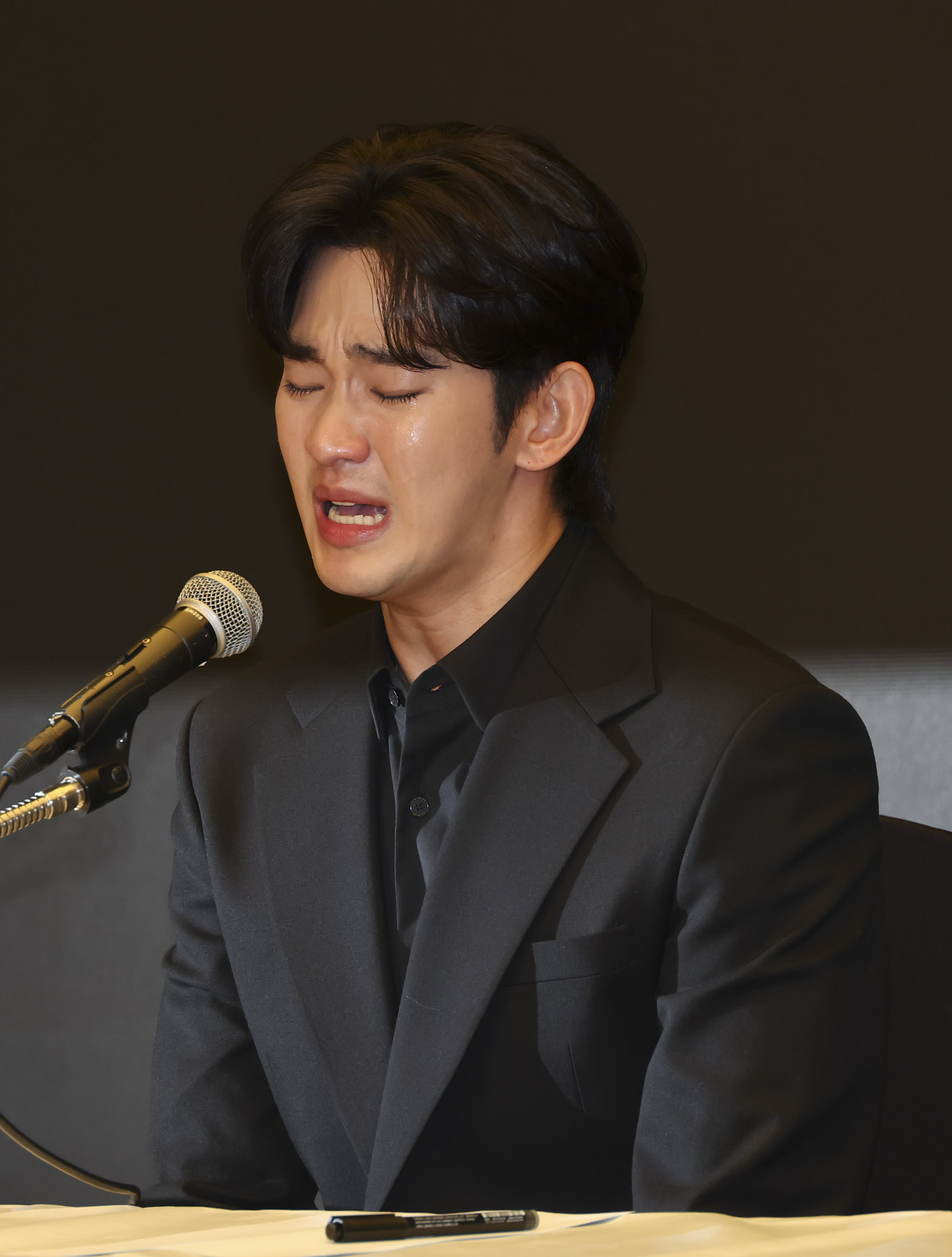 김수현;김수현김새론;김수현기자회견;김수현눈물;김수현가로세로;김수현가연세