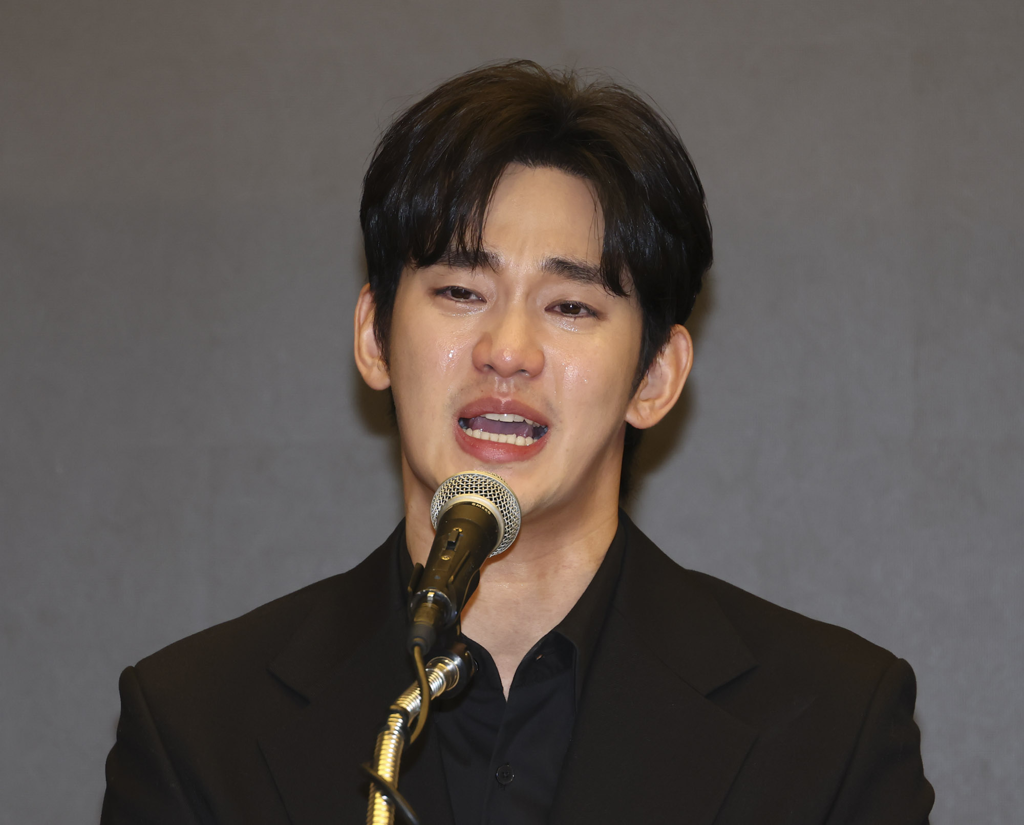 김수현;김수현김새론;김수현기자회견;김수현눈물;김수현가로세로;김수현가연세