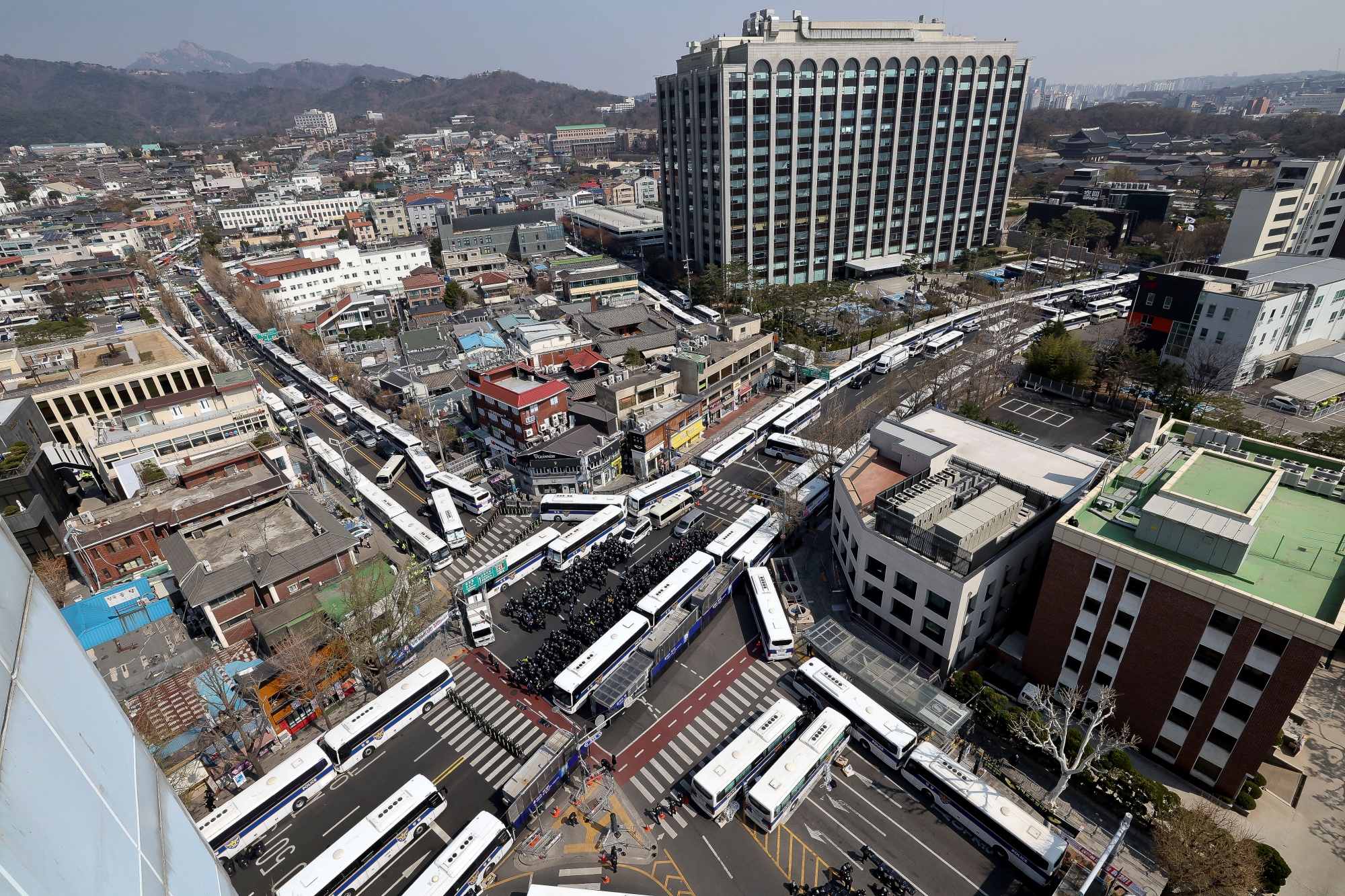 윤석열;대통령;탄핵;심판;선고일;헌법재판소;거리;통제;경찰