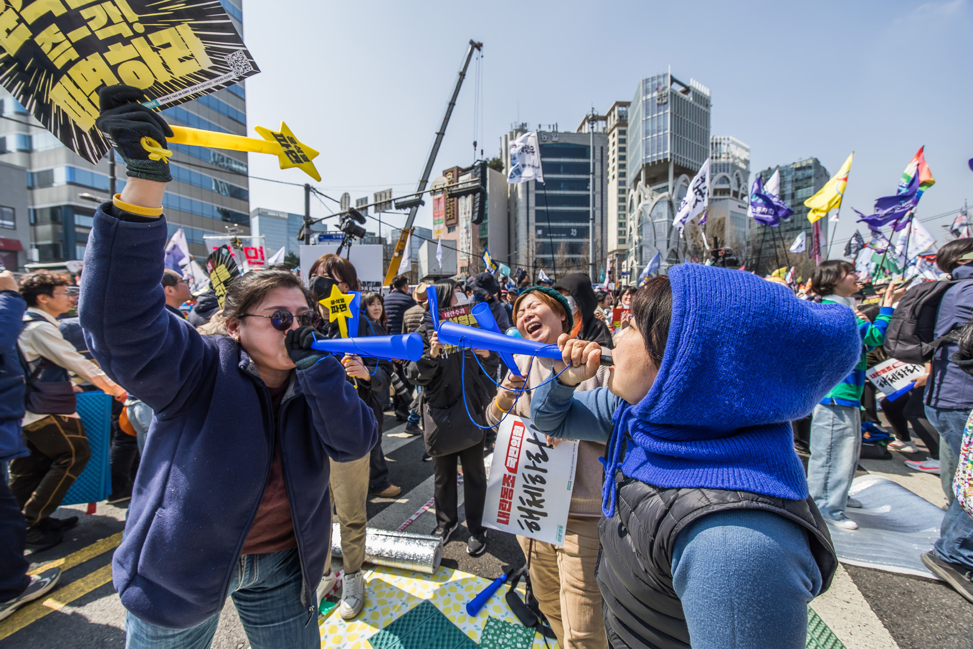 사회;집회;정치;윤석열대통령탄핵심판선고;헌법재판소;윤석열탄핵찬성집회;헌재앞탄핵찬성집회;윤석열대통령파면