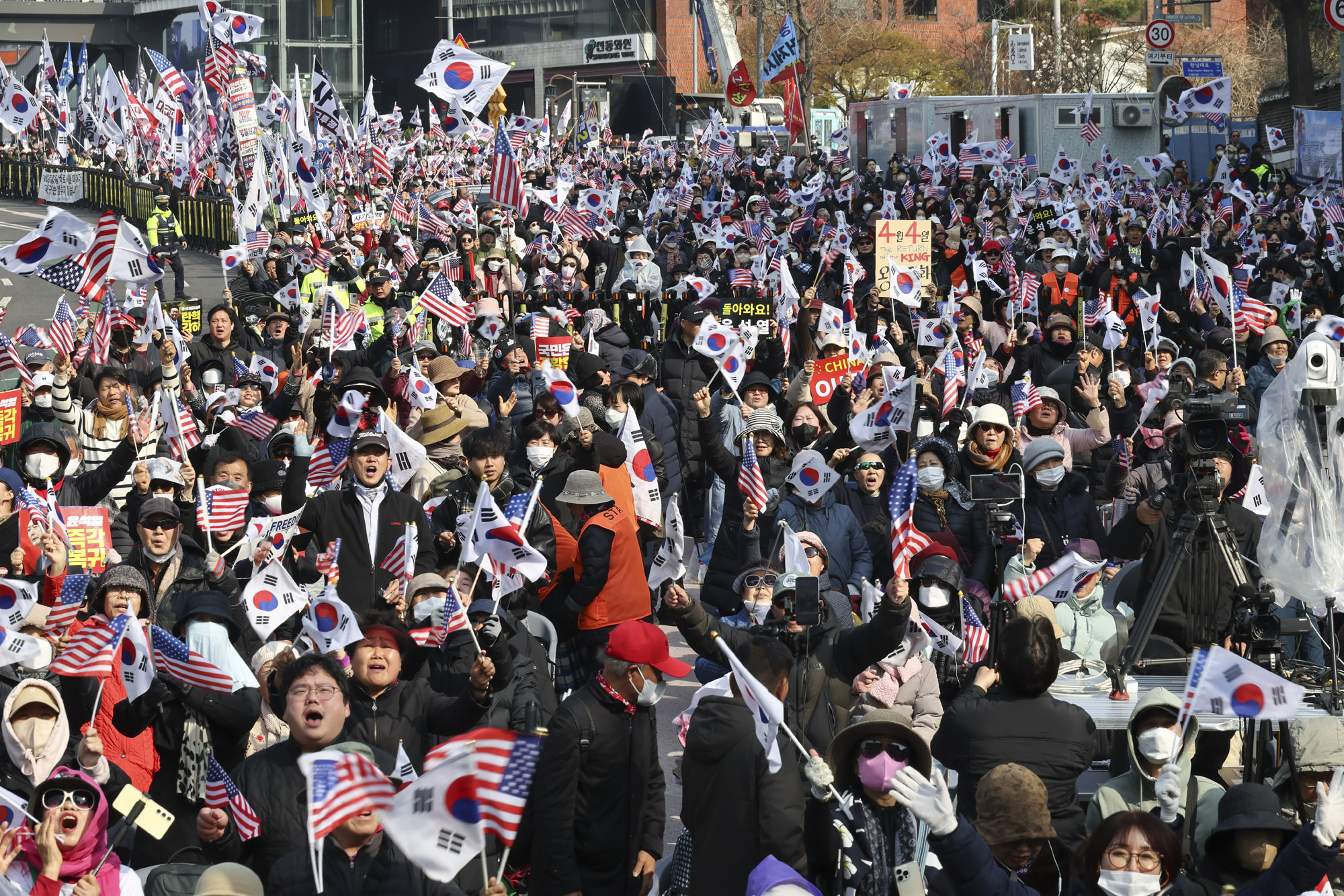 윤석열;윤석열탄핵반대집회;한남동집회;탄핵반대;윤대통령지지자;파면선고