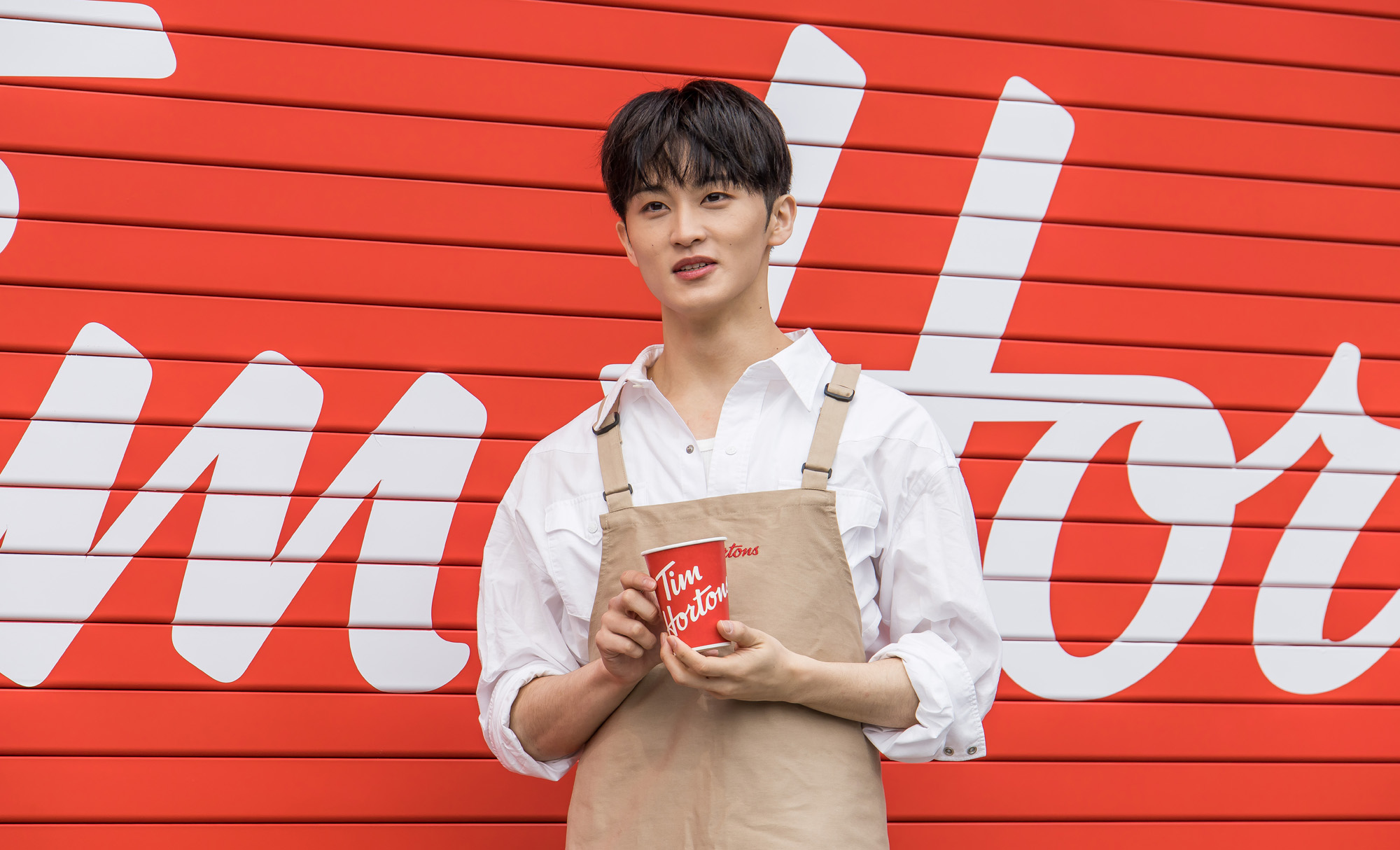 경제;연예;카페;커피전문점;캐나다커피전문점;팀홀튼;TimHortons;엔시티;NCT;엔시티마크;가수;아이돌그룹;팀스키친