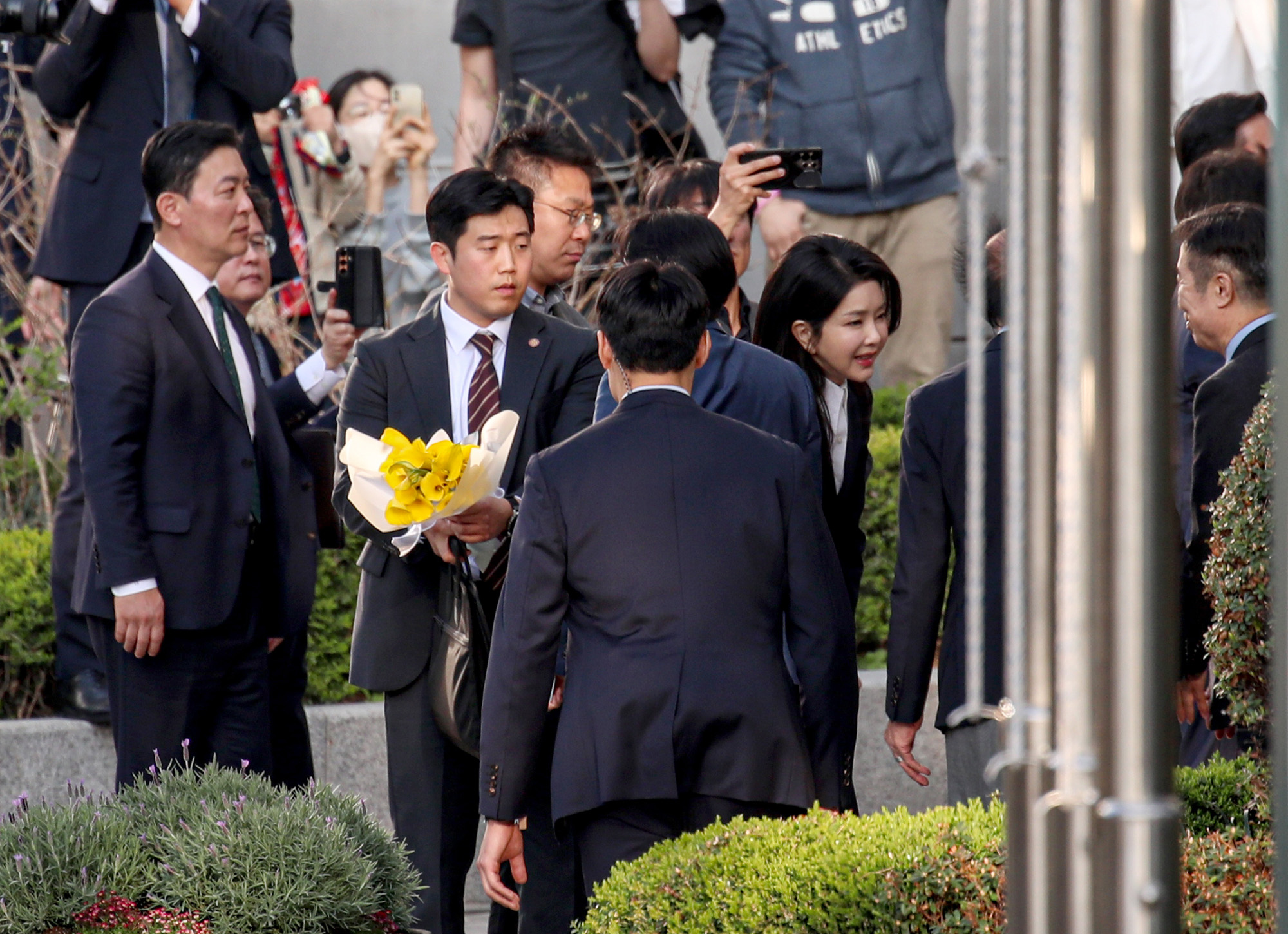 윤석열 탄핵 퇴거