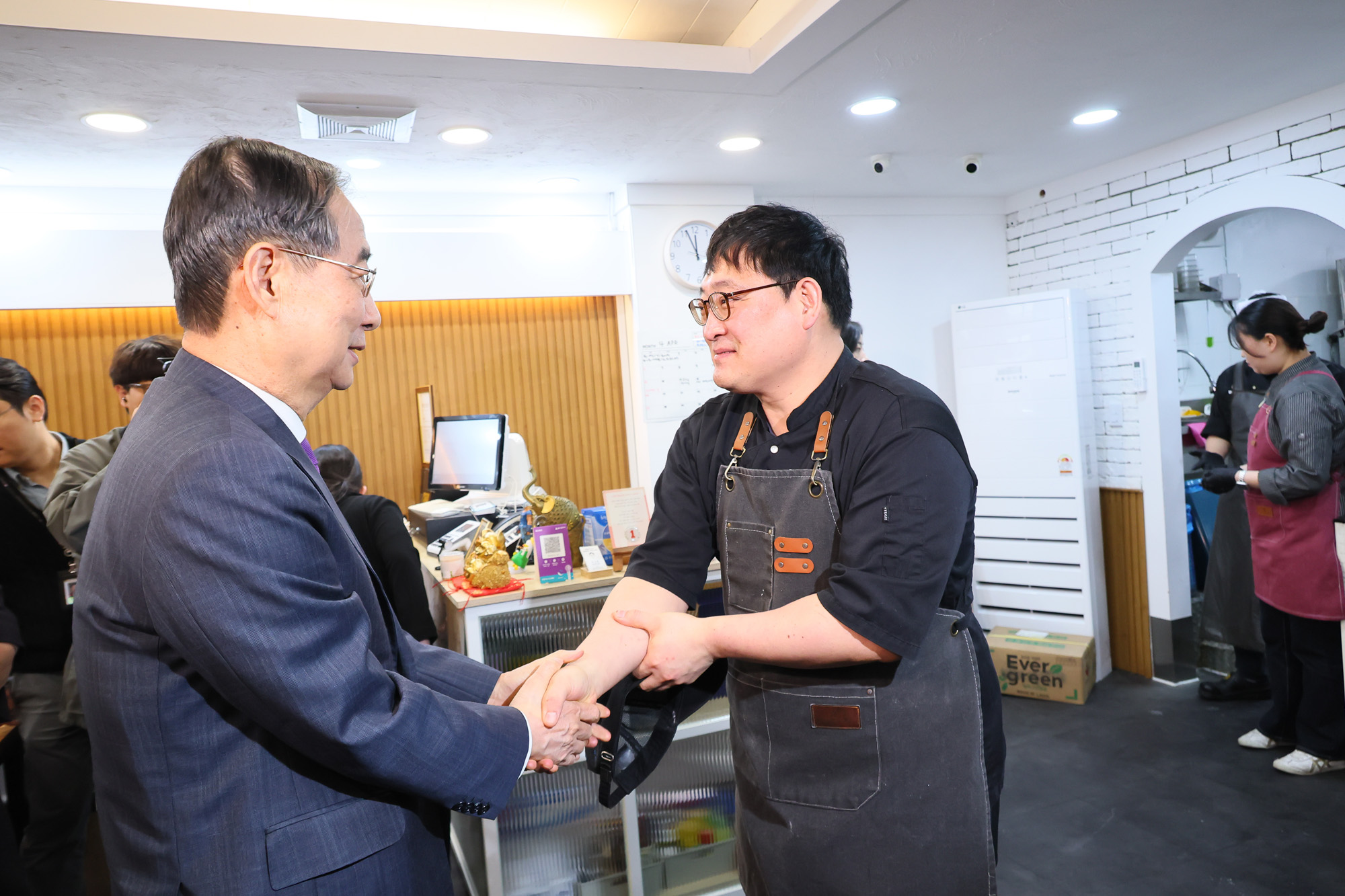 한덕수;결식아동 무료점심