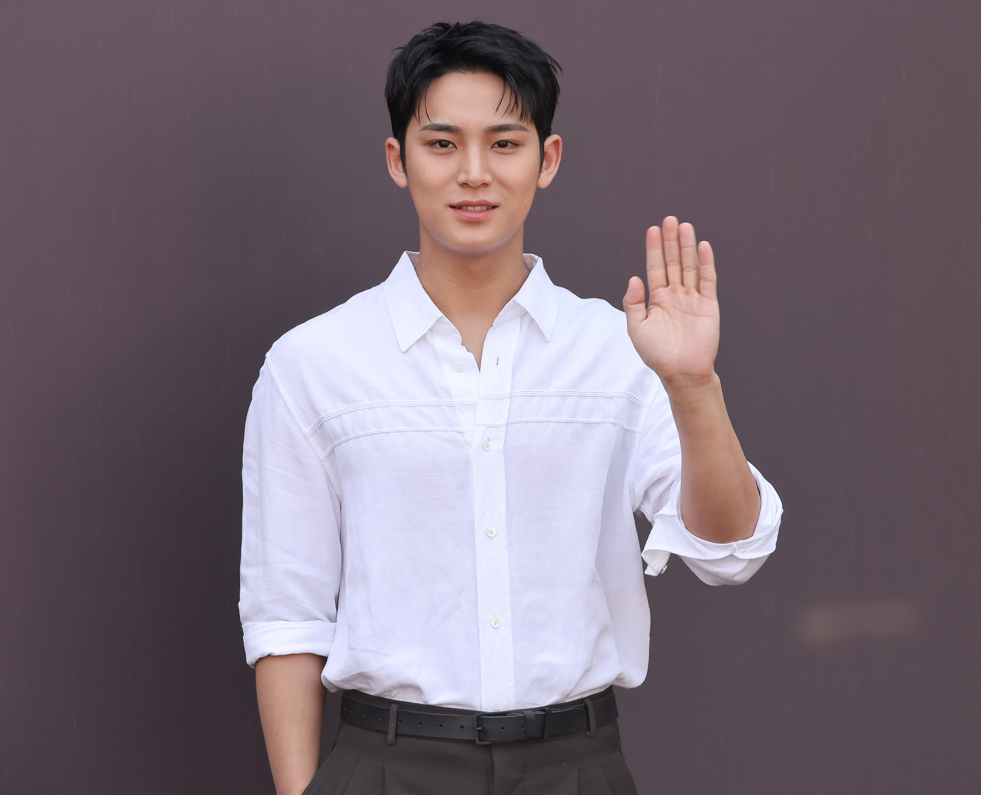 스니커즈 에너지 스테이션 팝업 세븐틴 민규