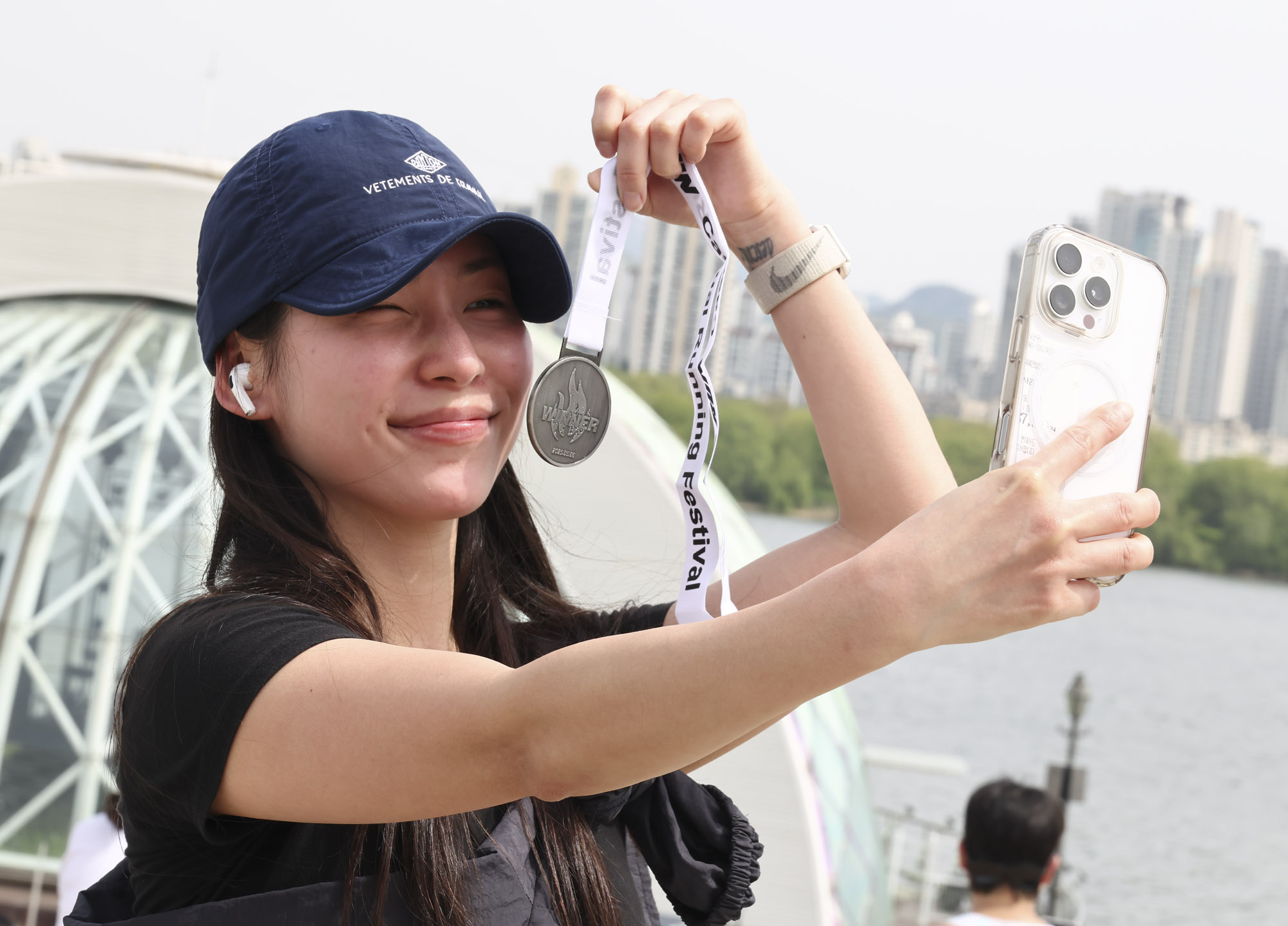 버닝런;버닝런2025;마라톤;비즈한국마라톤