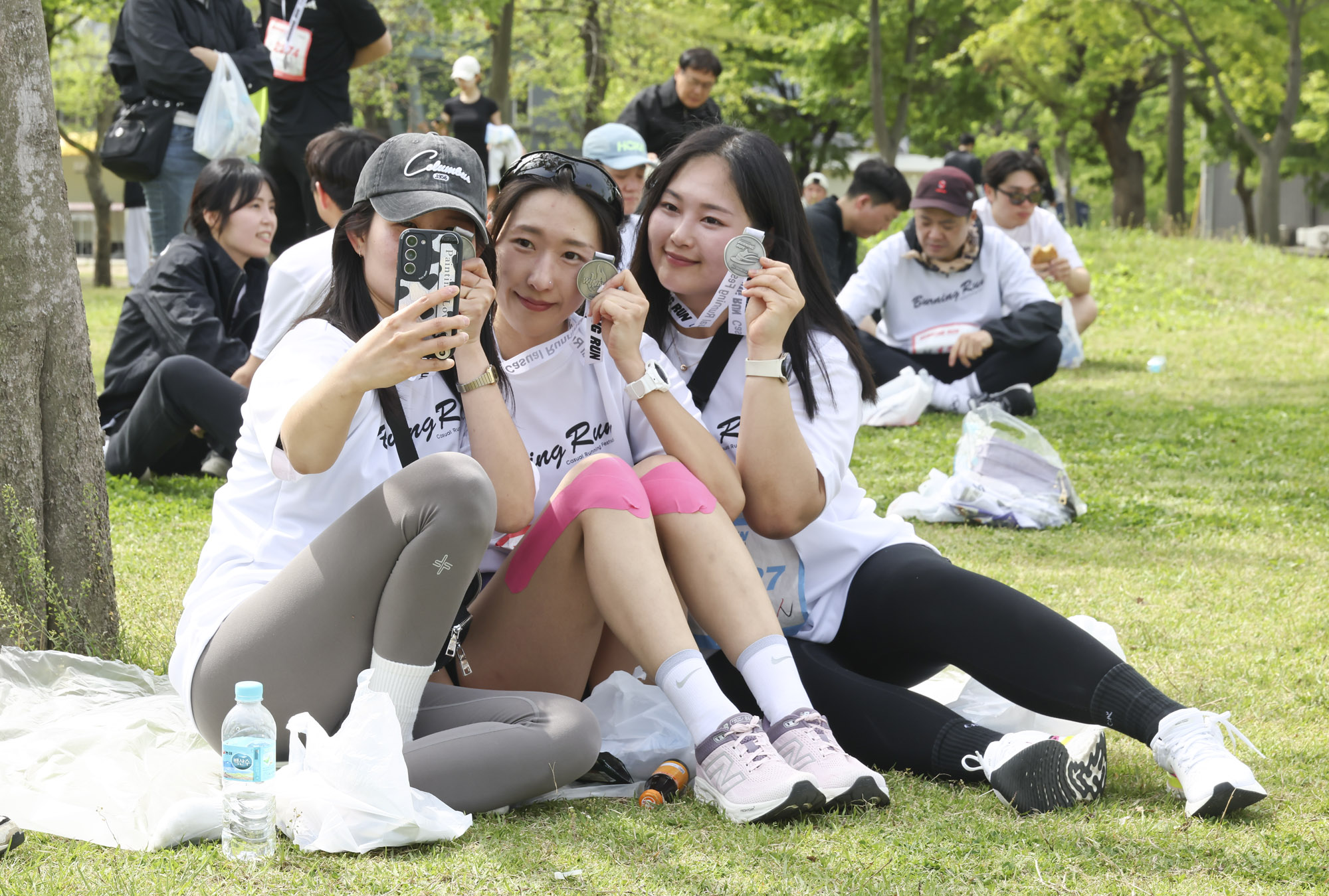 버닝런;버닝런2025;마라톤;비즈한국마라톤
