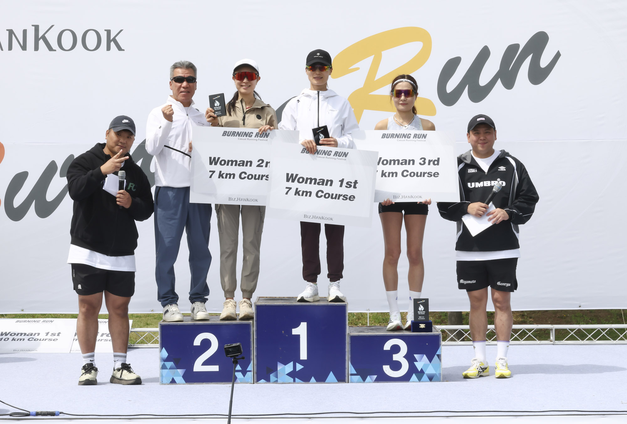 버닝런;버닝런2025;마라톤;비즈한국마라톤