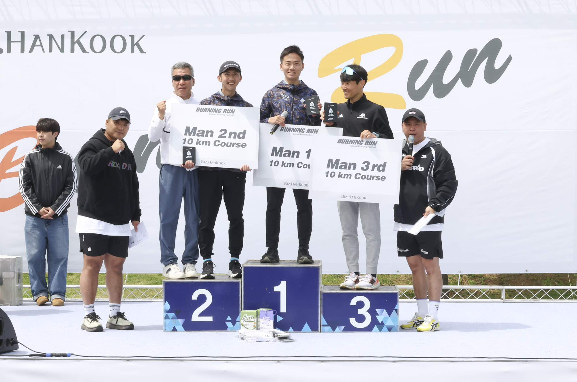 버닝런;버닝런2025;마라톤;비즈한국마라톤