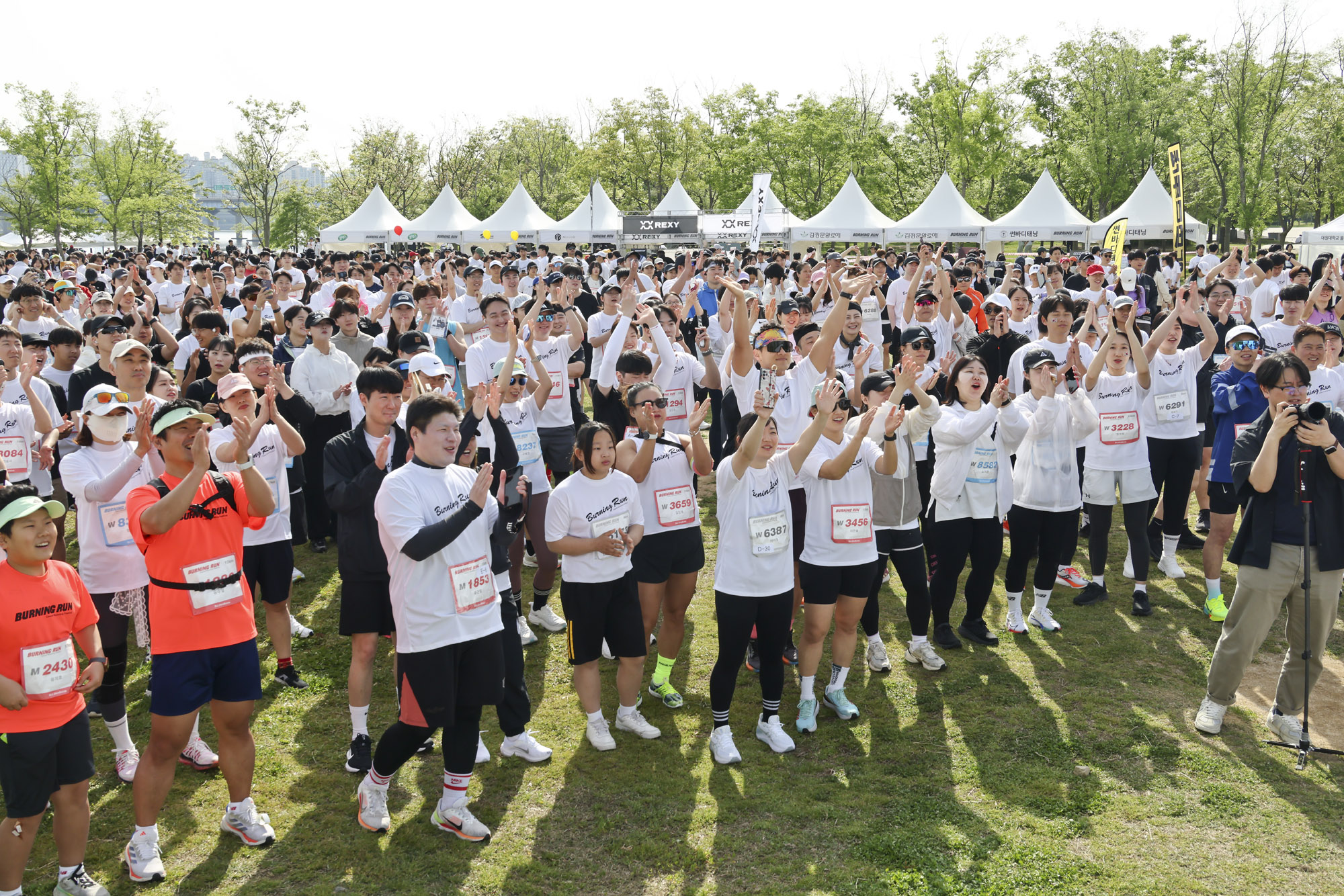 버닝런;버닝런2025;마라톤;비즈한국마라톤