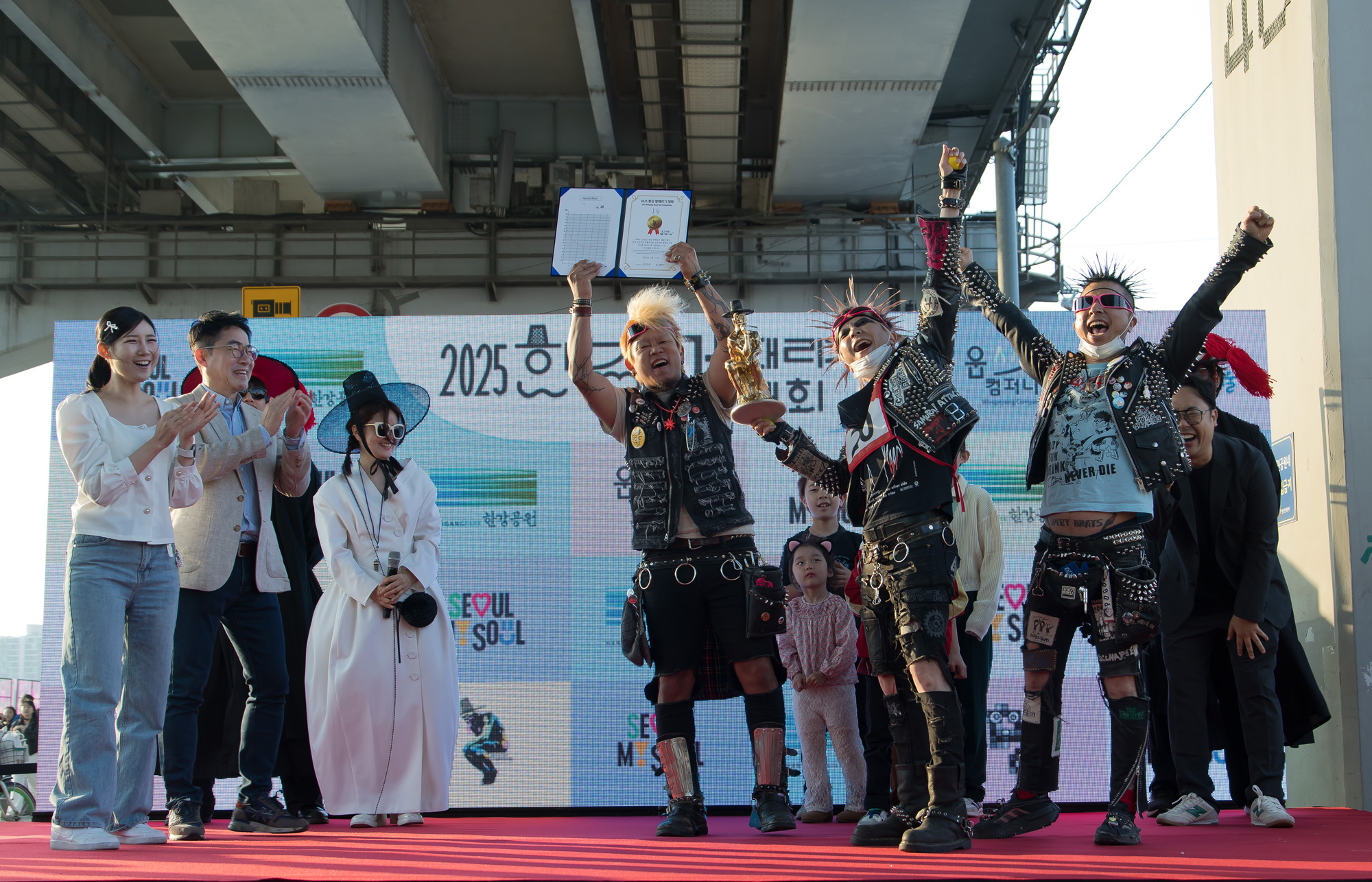 사회;세태;대회;멍때리기