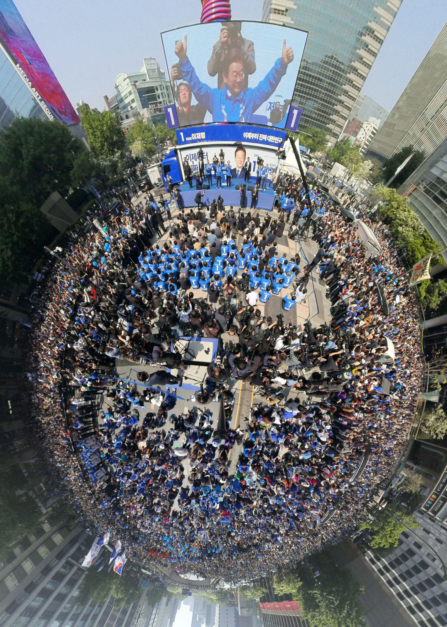 정치;국회;이재명;더불어민주당대선후보;이재명첫유세;대통령후보선거유세