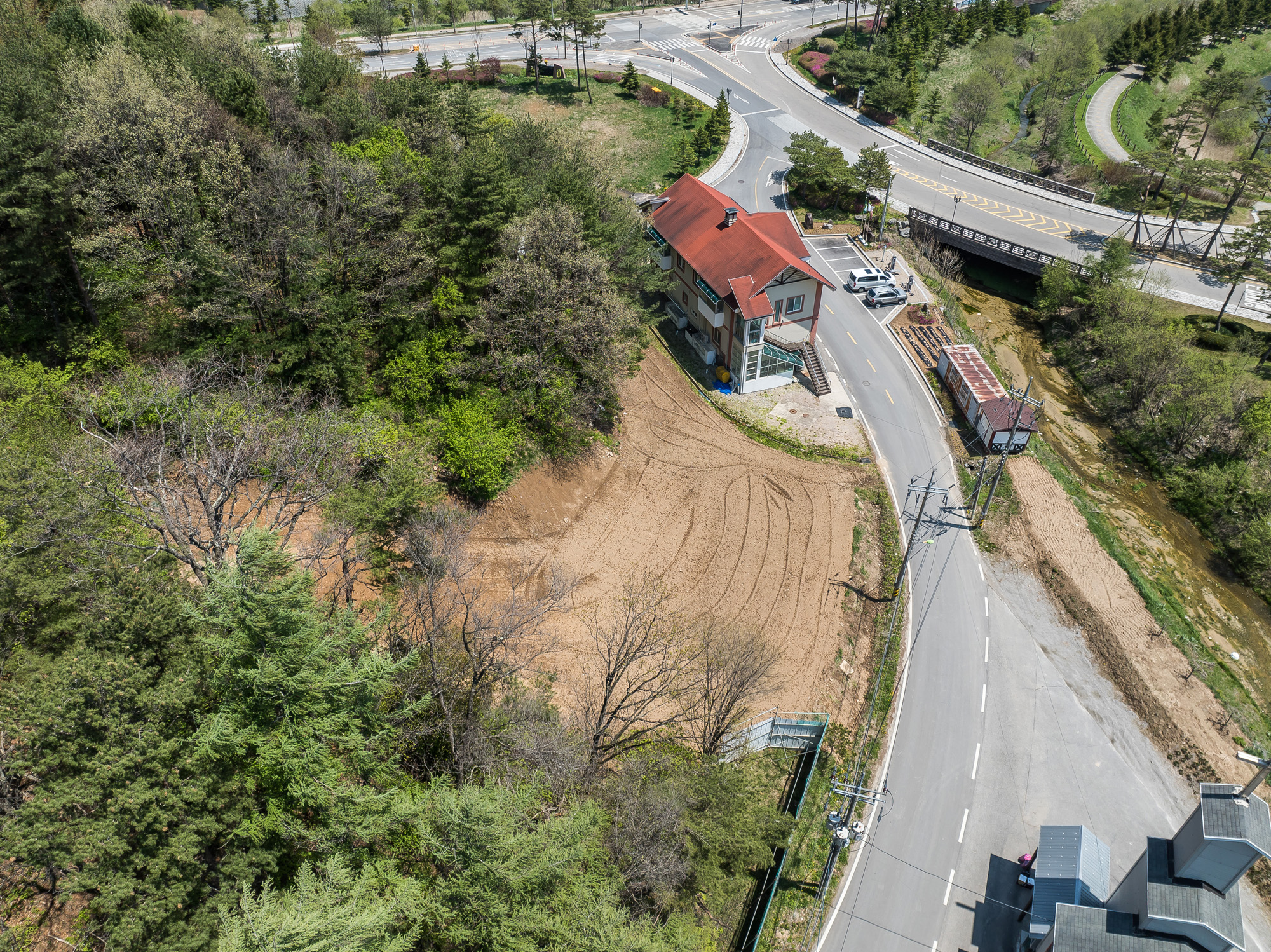 경제;기업;대기업;롯데그룹;롯데일가;롯데일가농지매입;롯데일가농지법위반;장선윤롯데호텔전무;신영자롯데장학재단이사장;롯데장재영;신영자매입토지