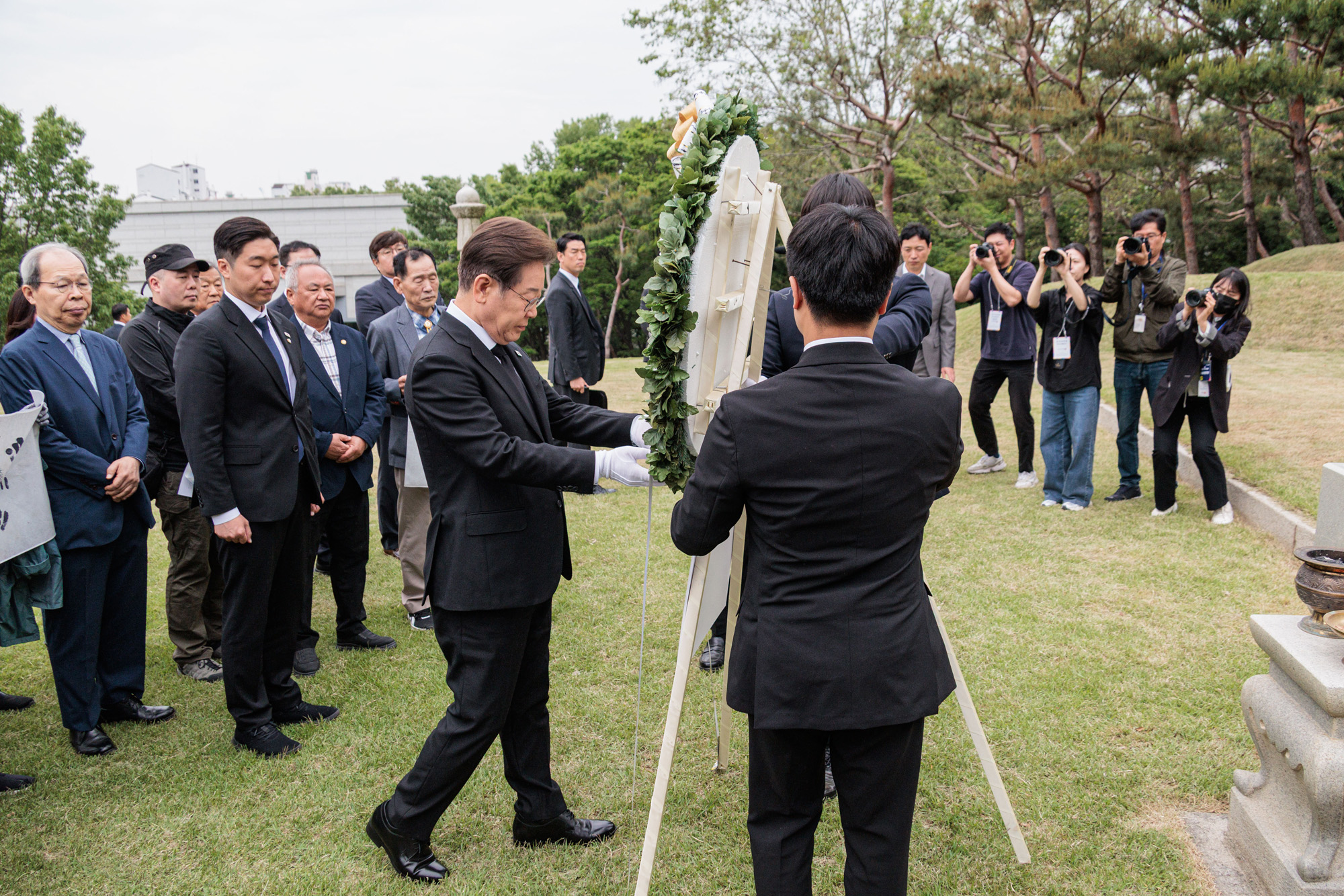 정치;인물;정당;더불어민주당;대통령후보;민주당대선후보;이재명;이재명후보;이재명대선후보;이재명김구묘역참배
