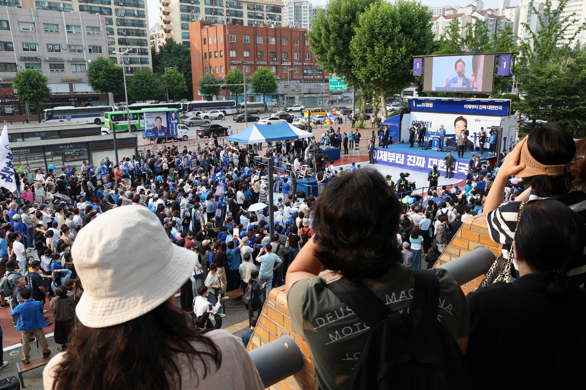 정치;대선;대선후보;21대대통령선거후보유세;대선유세현장;이재명;반포유세이재명;고속터미널이재명