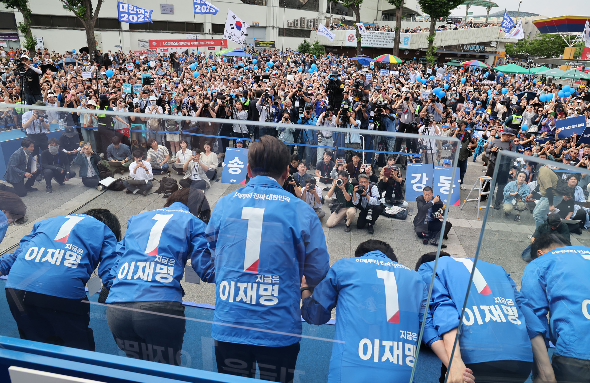 정치;대선;대선후보;21대대통령선거후보유세;대선유세현장;이재명;반포유세이재명;고속터미널이재명