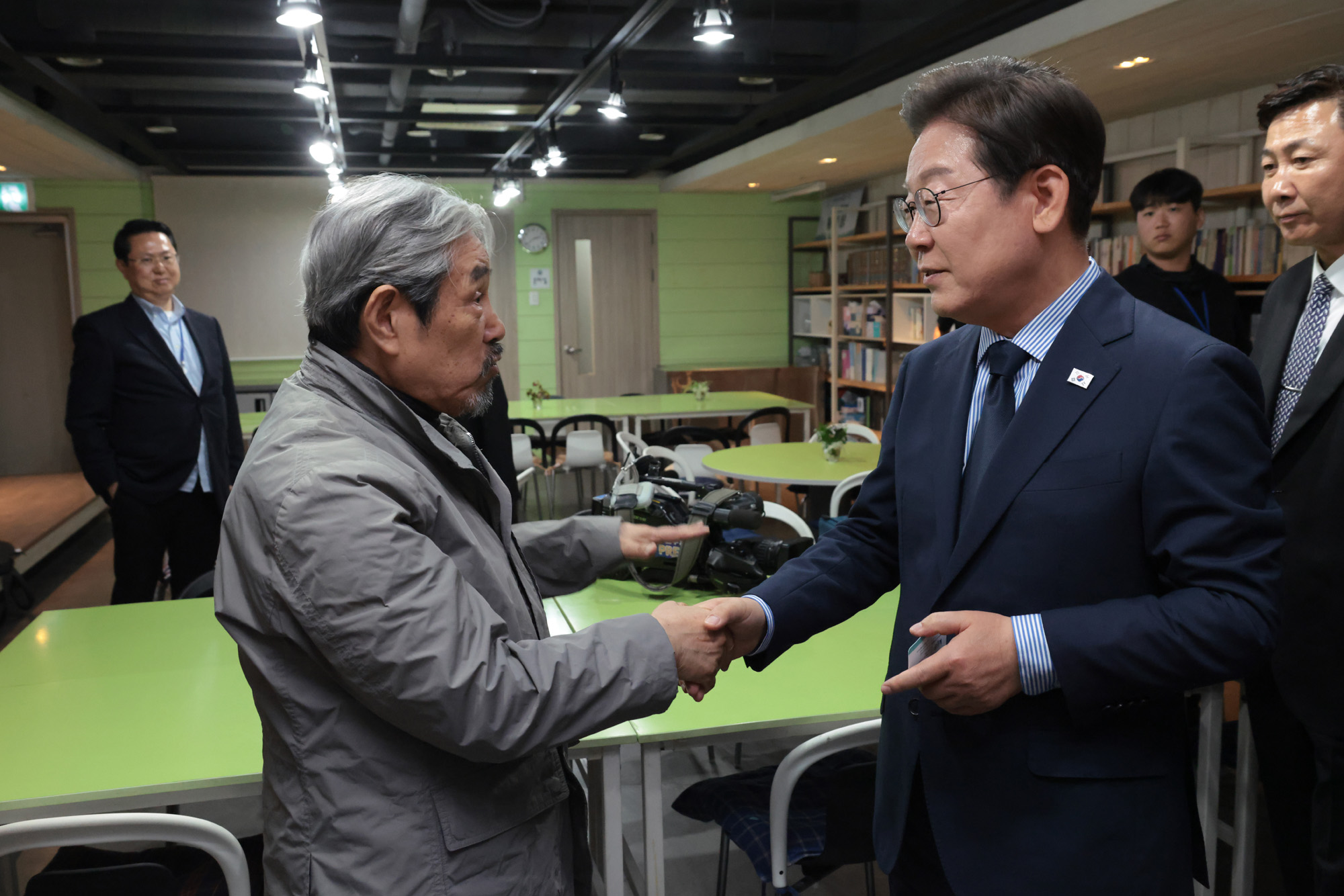 정치;더불어민주당대선후보;이재명;대선후보;이재명연설;유세현장;성남주민교회