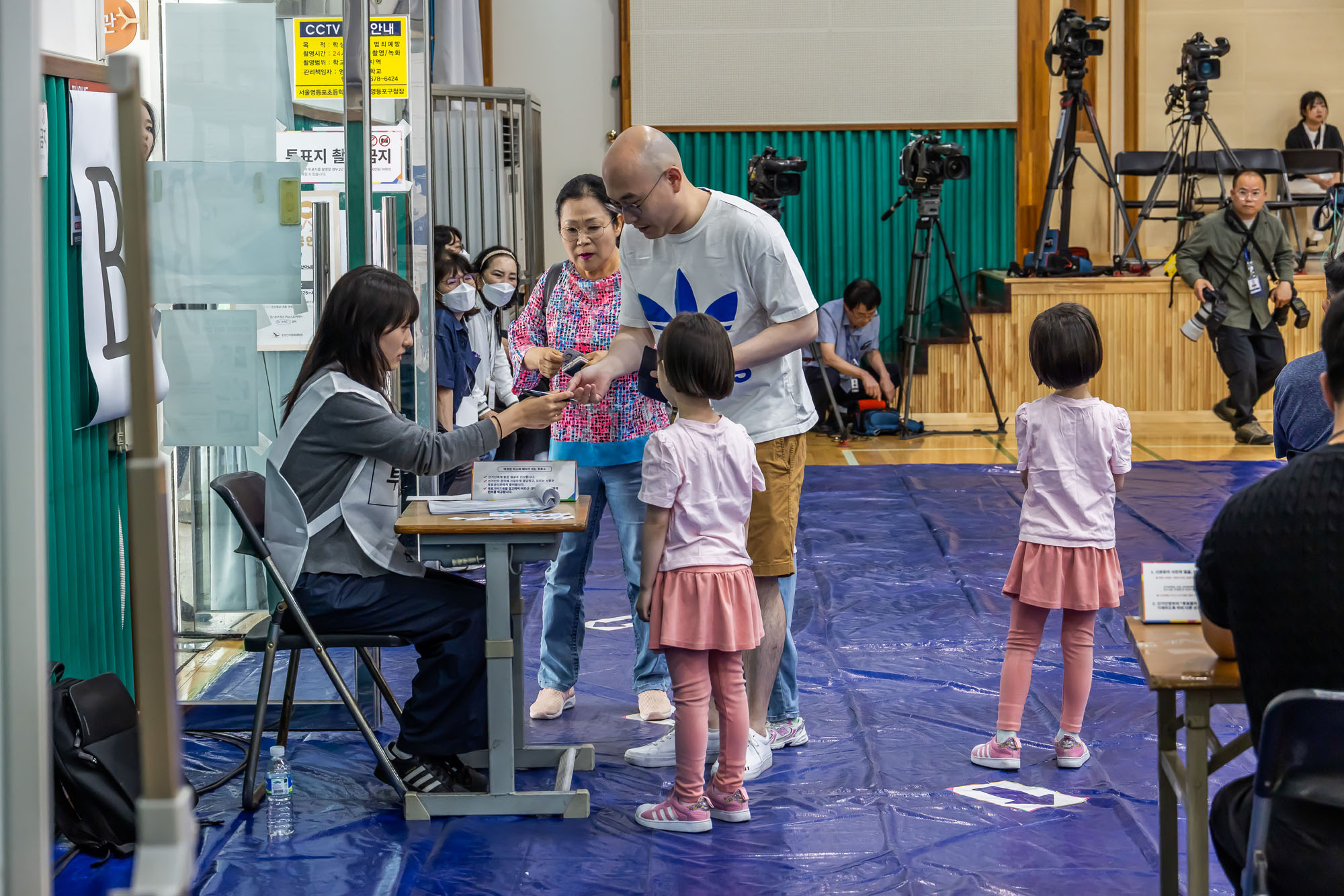 정치;선거;투표;대통령선거;제21대대통령선거투표;문래동제1투표소스케치;21대대선