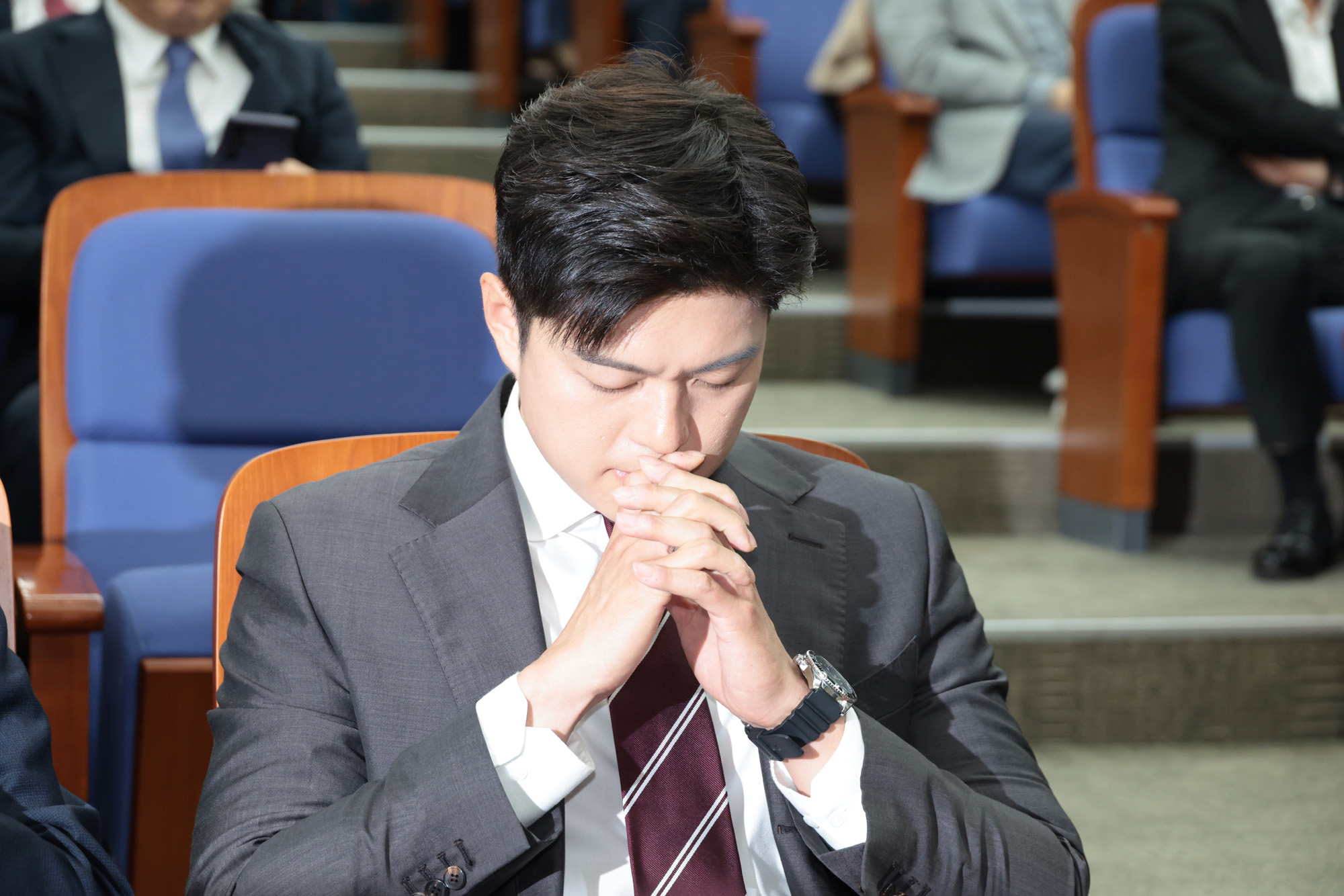 정치;국회;국민의힘 의원총회;권성동사퇴;김용태