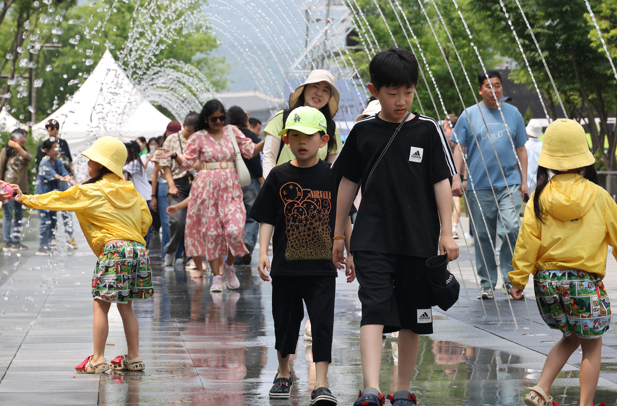 더위스케치 광화문 청계천