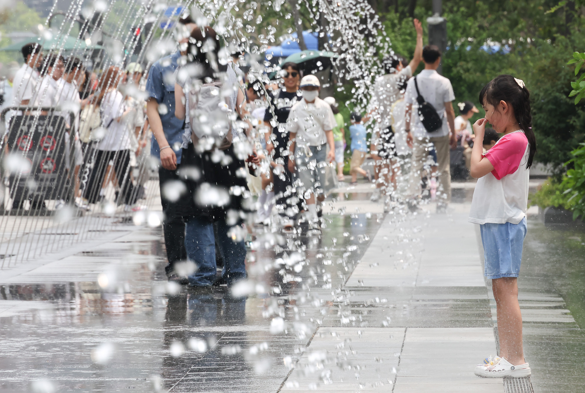 더위스케치 광화문 청계천