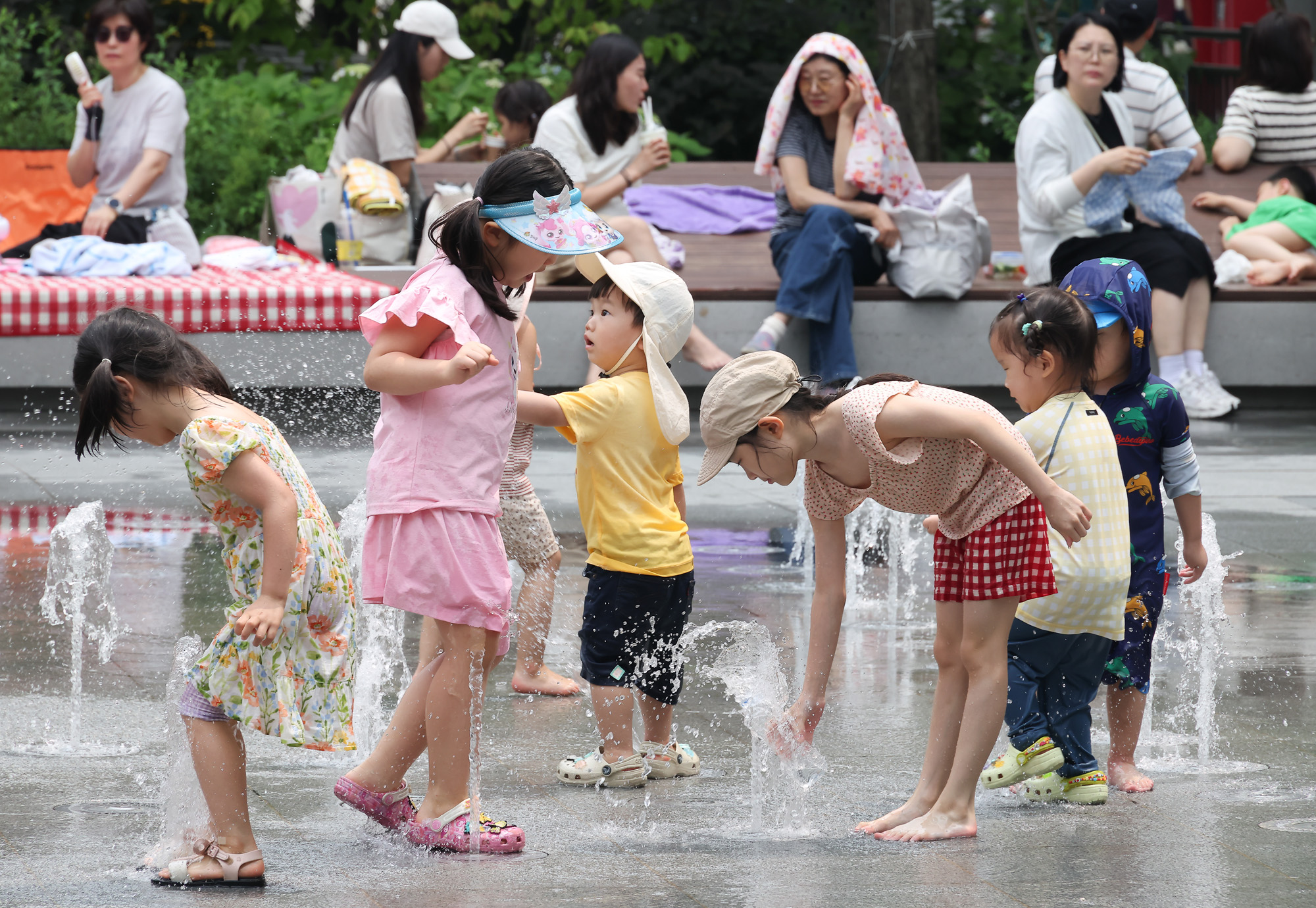 더위스케치 광화문 청계천