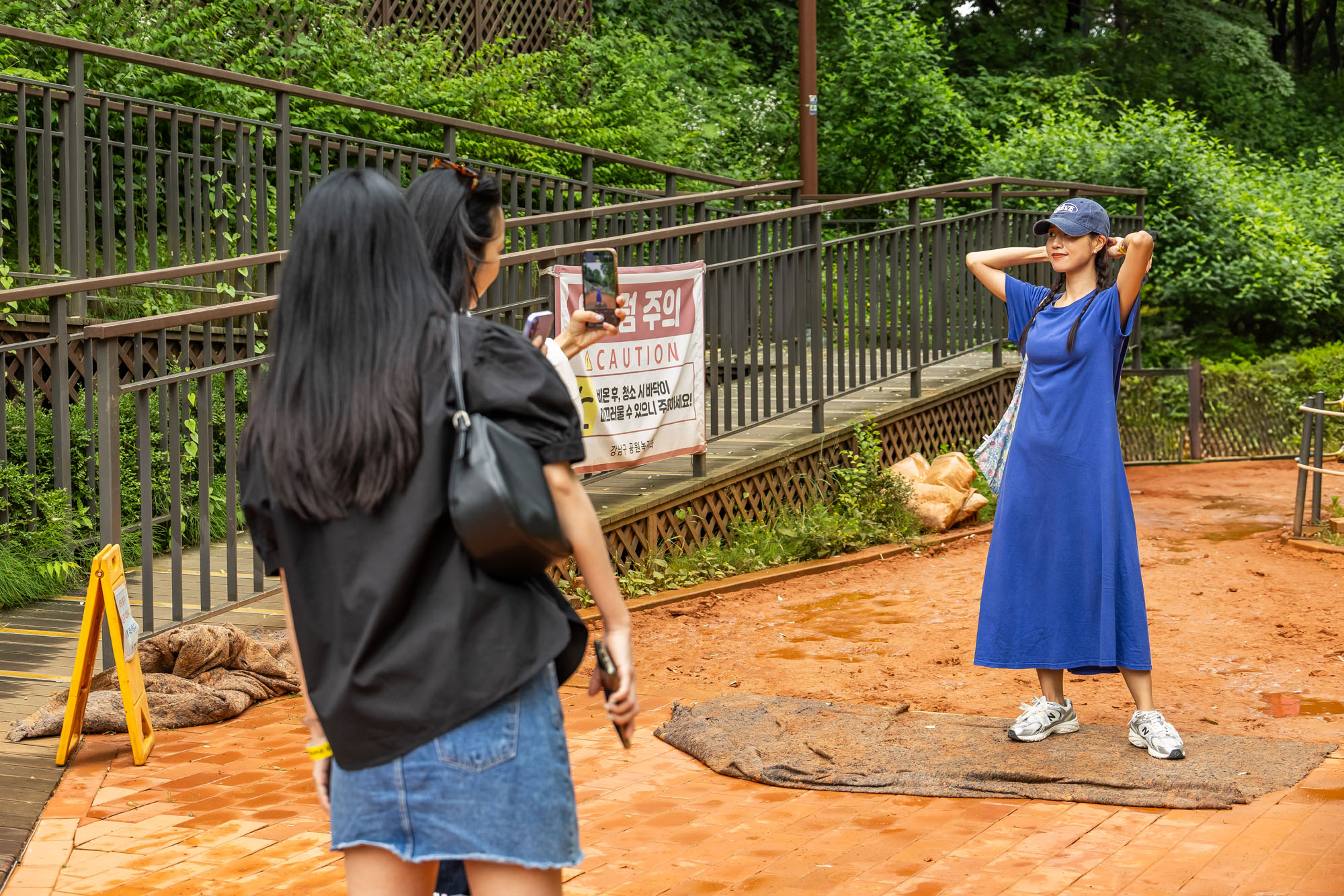 행사;강남구청;우먼센스;강남유닉투어;양재천황톳길피크닉;황토길맨발걷기;뷰티클래스;강남유닉투어양재천 황톳길피크닉;우먼센스K퀸