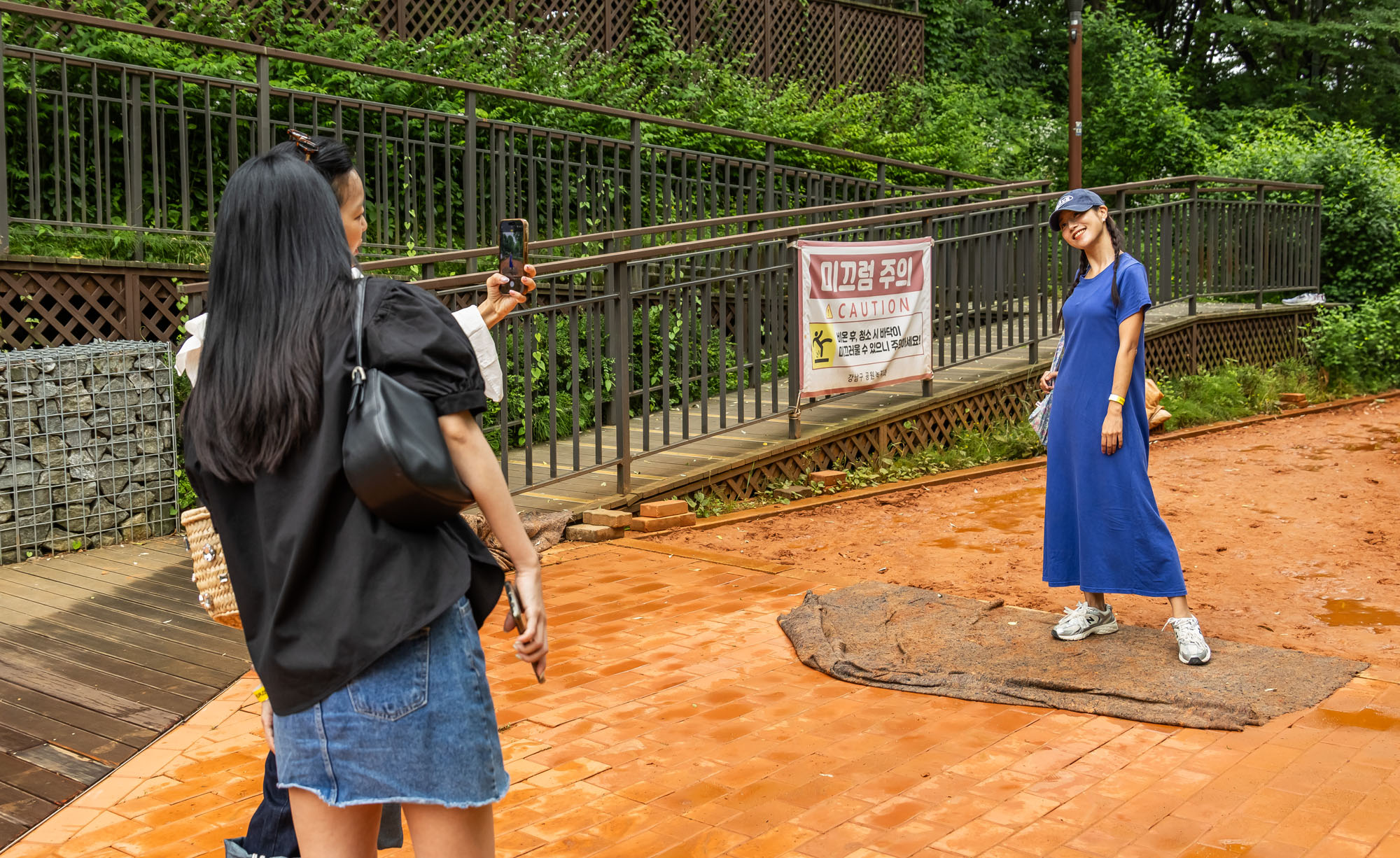 행사;강남구청;우먼센스;강남유닉투어;양재천황톳길피크닉;황토길맨발걷기;뷰티클래스;강남유닉투어양재천 황톳길피크닉;우먼센스K퀸