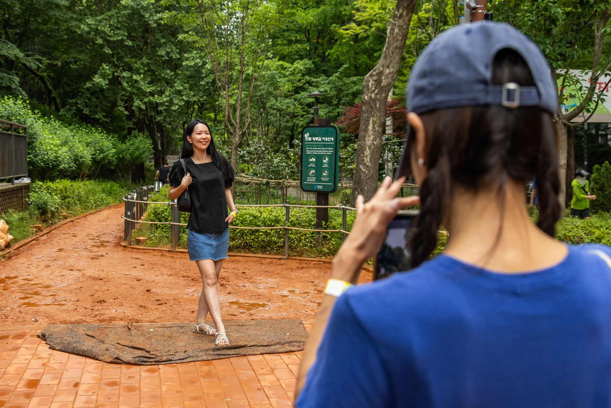 행사;강남구청;우먼센스;강남유닉투어;양재천황톳길피크닉;황토길맨발걷기;뷰티클래스;강남유닉투어양재천 황톳길피크닉;우먼센스K퀸