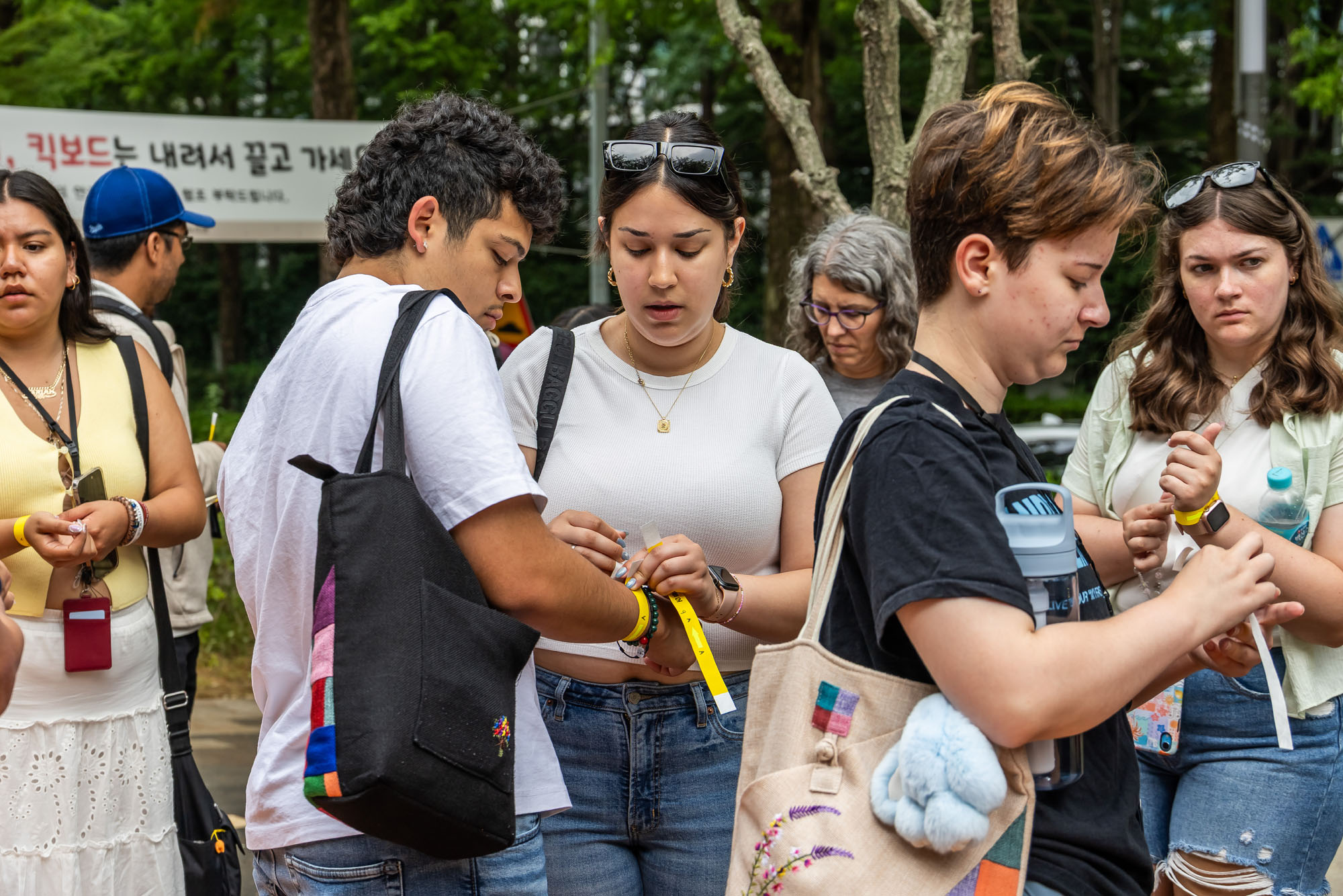행사;강남구청;우먼센스;강남유닉투어;양재천황톳길피크닉;황토길맨발걷기;뷰티클래스;강남유닉투어양재천 황톳길피크닉;우먼센스K퀸
