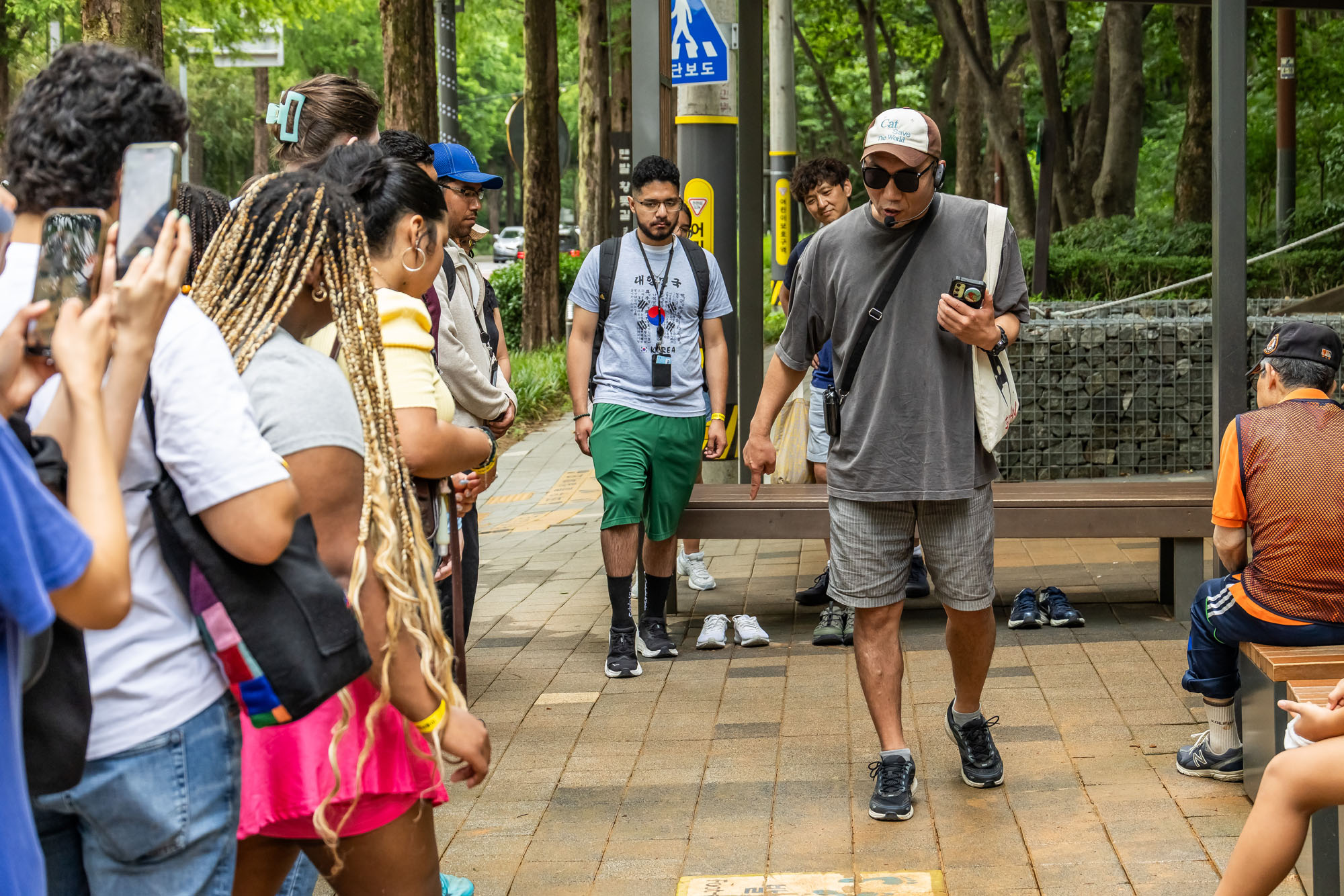 행사;강남구청;우먼센스;강남유닉투어;양재천황톳길피크닉;황토길맨발걷기;뷰티클래스;강남유닉투어양재천 황톳길피크닉;우먼센스K퀸