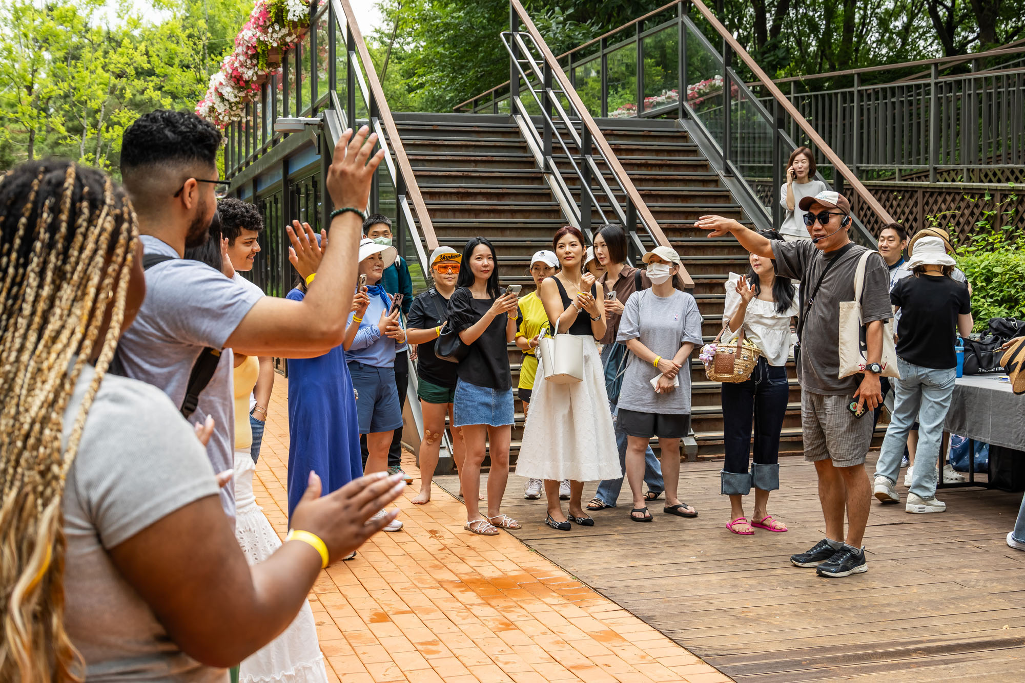 행사;강남구청;우먼센스;강남유닉투어;양재천황톳길피크닉;황토길맨발걷기;뷰티클래스;강남유닉투어양재천 황톳길피크닉;우먼센스K퀸
