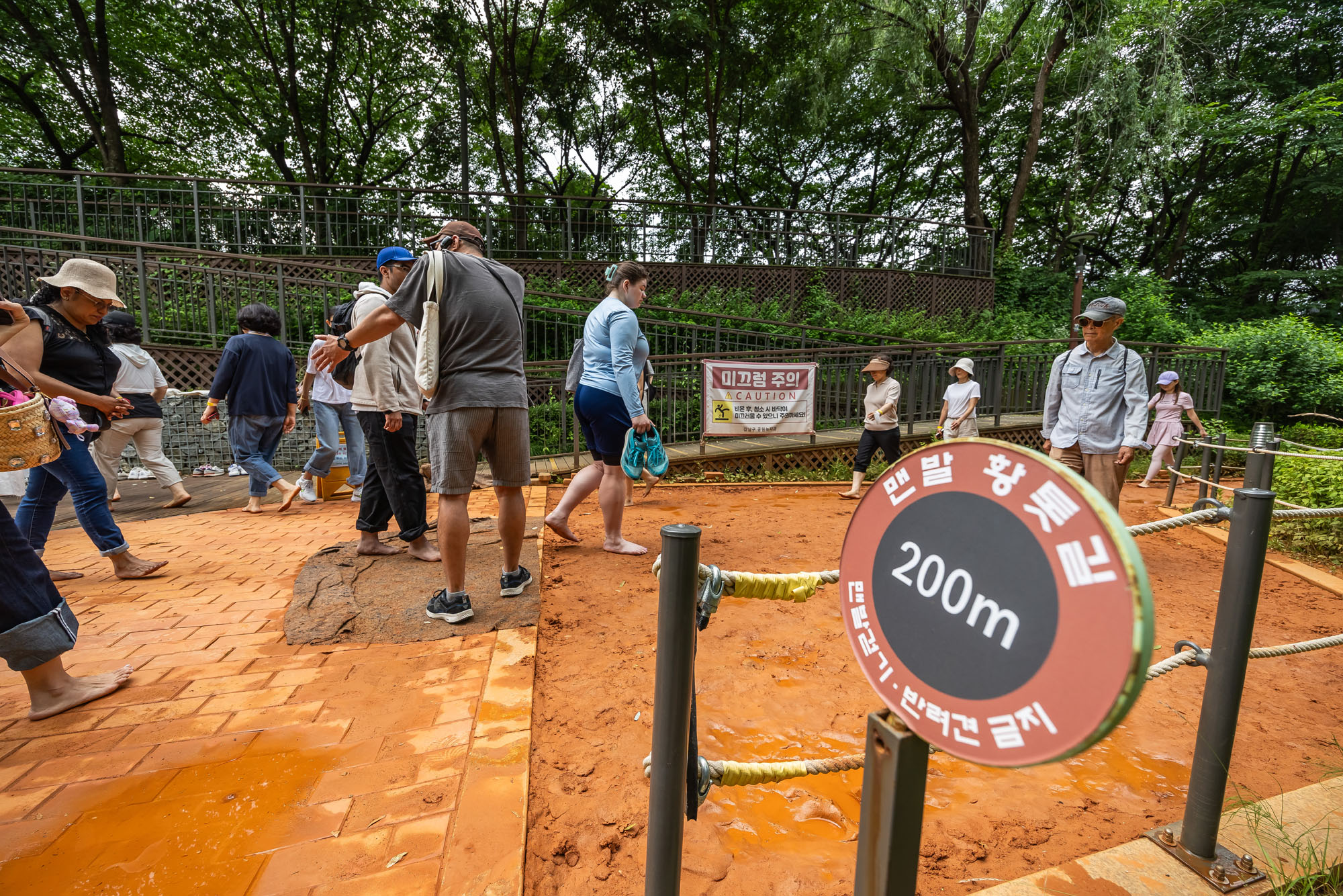 행사;강남구청;우먼센스;강남유닉투어;양재천황톳길피크닉;황토길맨발걷기;뷰티클래스;강남유닉투어양재천 황톳길피크닉;우먼센스K퀸