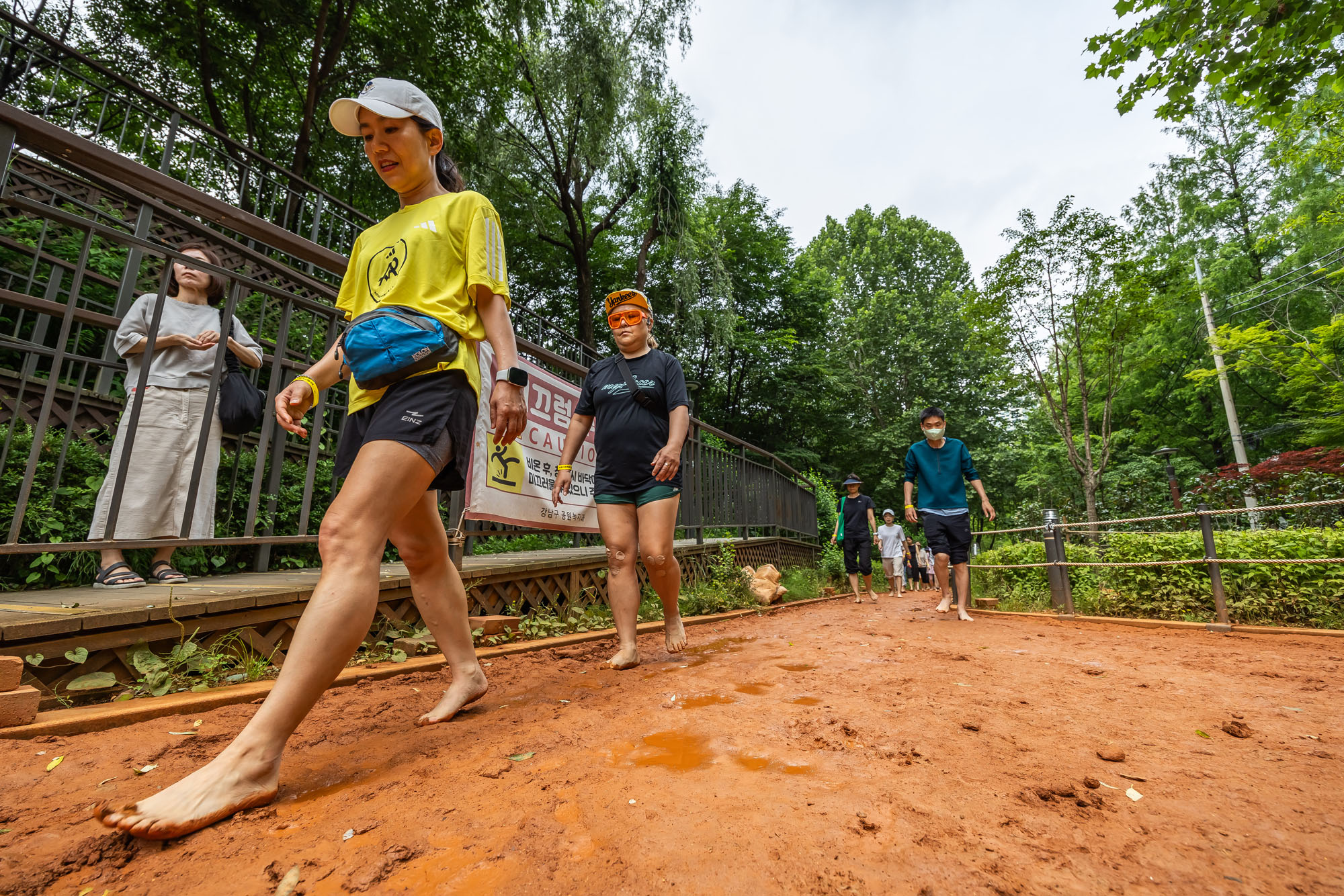 행사;강남구청;우먼센스;강남유닉투어;양재천황톳길피크닉;황토길맨발걷기;뷰티클래스;강남유닉투어양재천 황톳길피크닉;우먼센스K퀸