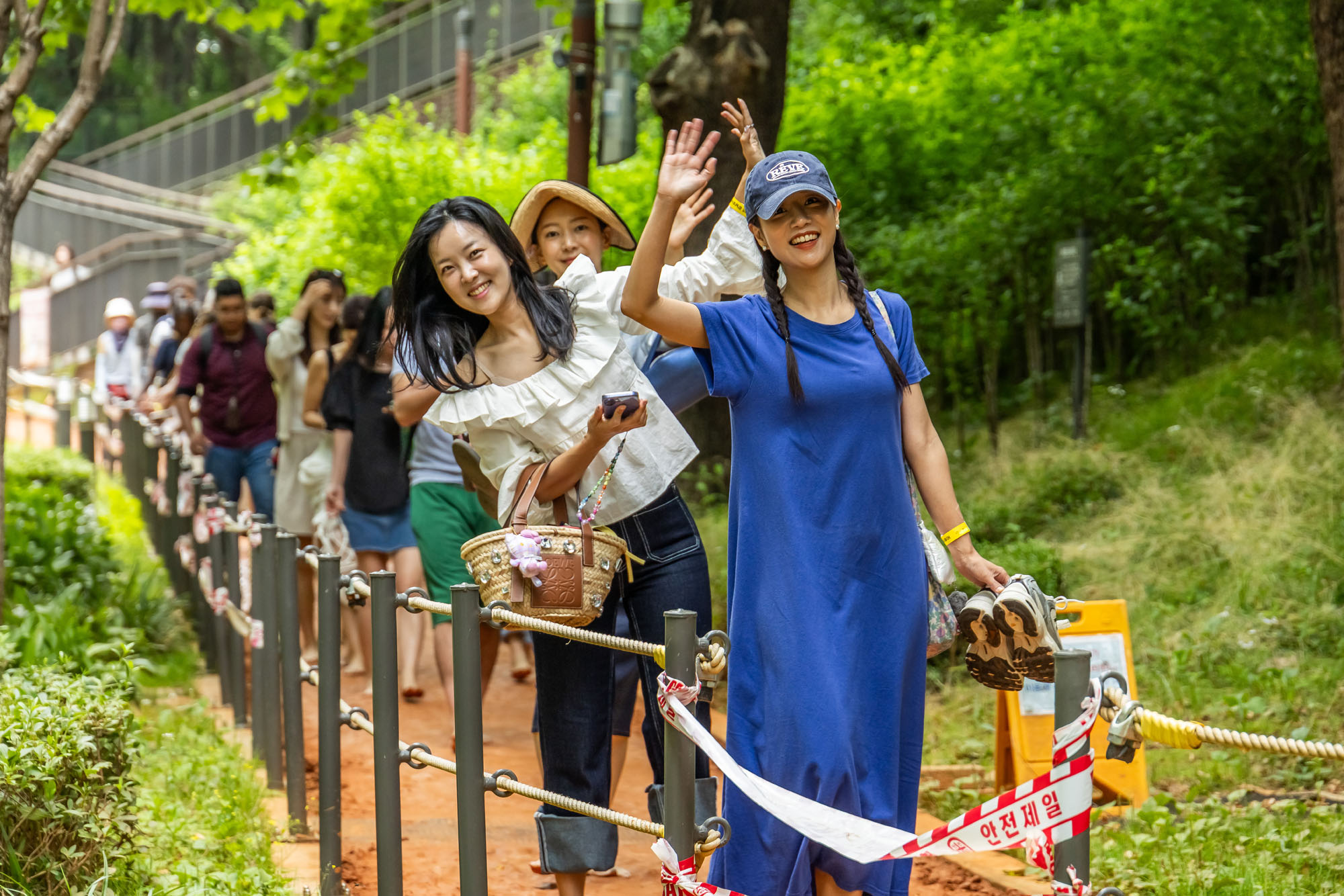 행사;강남구청;우먼센스;강남유닉투어;양재천황톳길피크닉;황토길맨발걷기;뷰티클래스;강남유닉투어양재천 황톳길피크닉;우먼센스K퀸