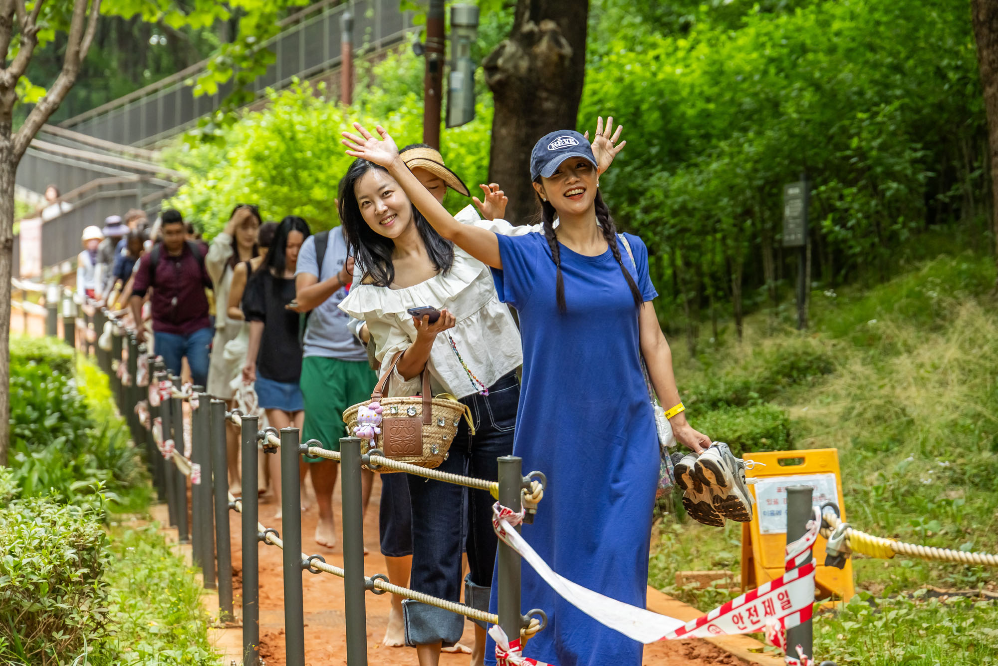 행사;강남구청;우먼센스;강남유닉투어;양재천황톳길피크닉;황토길맨발걷기;뷰티클래스;강남유닉투어양재천 황톳길피크닉;우먼센스K퀸