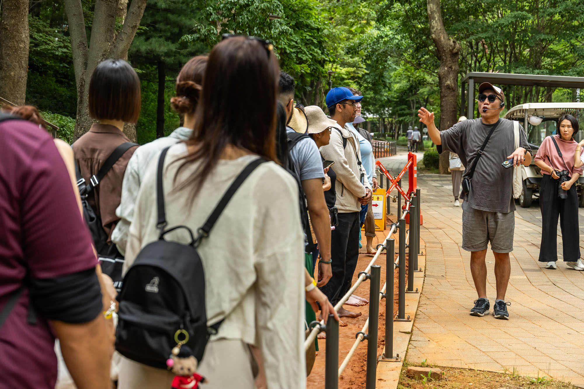 행사;강남구청;우먼센스;강남유닉투어;양재천황톳길피크닉;황토길맨발걷기;뷰티클래스;강남유닉투어양재천 황톳길피크닉;우먼센스K퀸