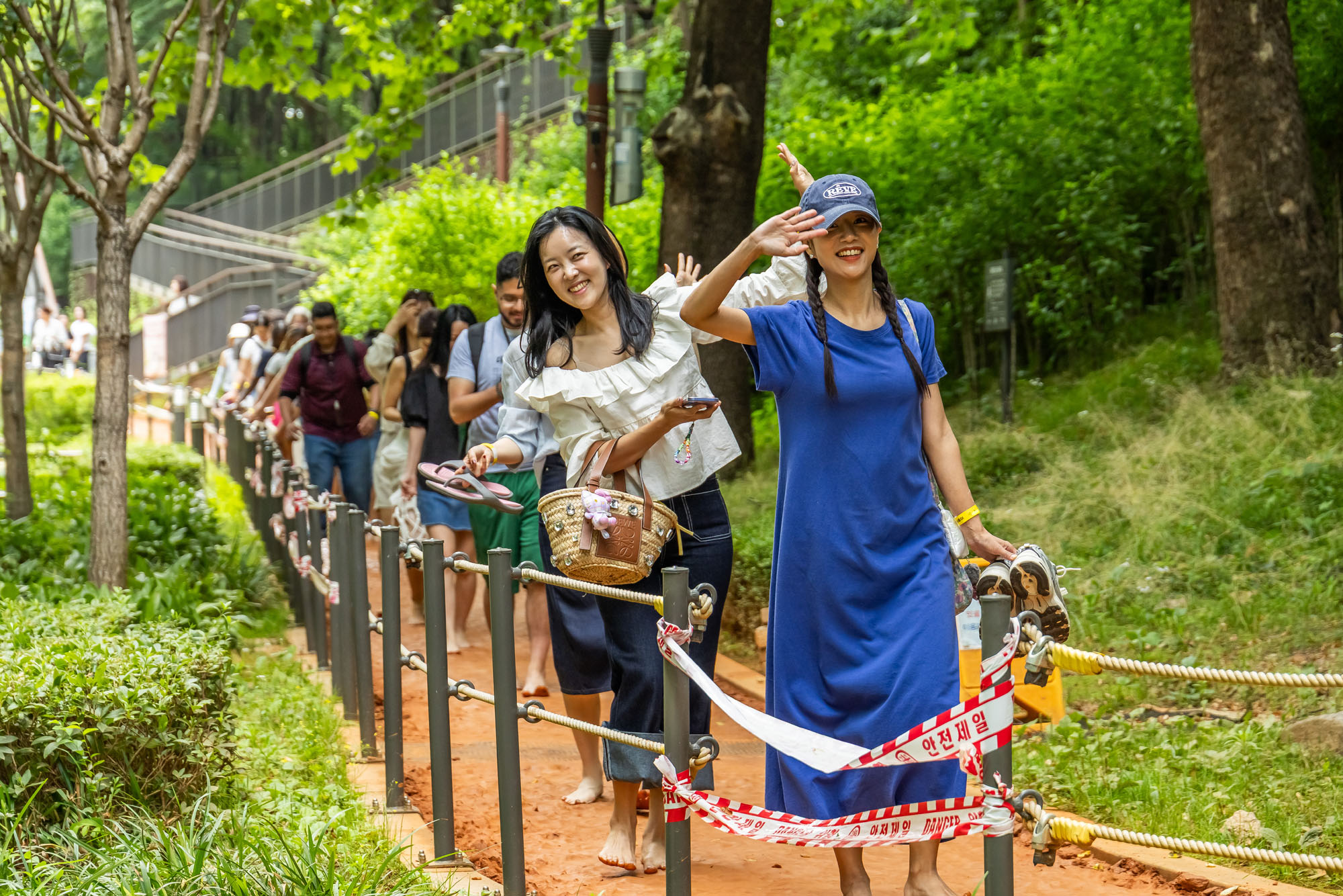 행사;강남구청;우먼센스;강남유닉투어;양재천황톳길피크닉;황토길맨발걷기;뷰티클래스;강남유닉투어양재천 황톳길피크닉;우먼센스K퀸