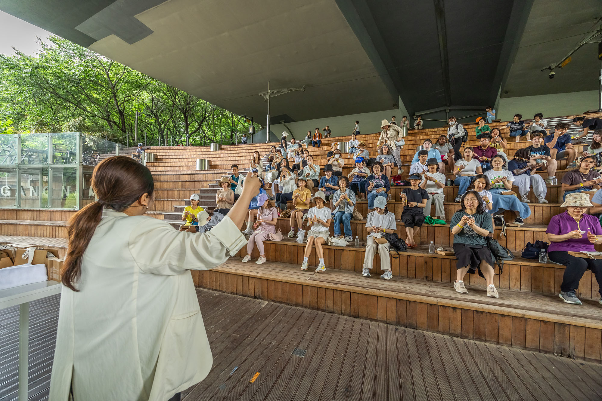 행사;강남구청;우먼센스;강남유닉투어;양재천황톳길피크닉;황토길맨발걷기;뷰티클래스;강남유닉투어양재천 황톳길피크닉;우먼센스K퀸